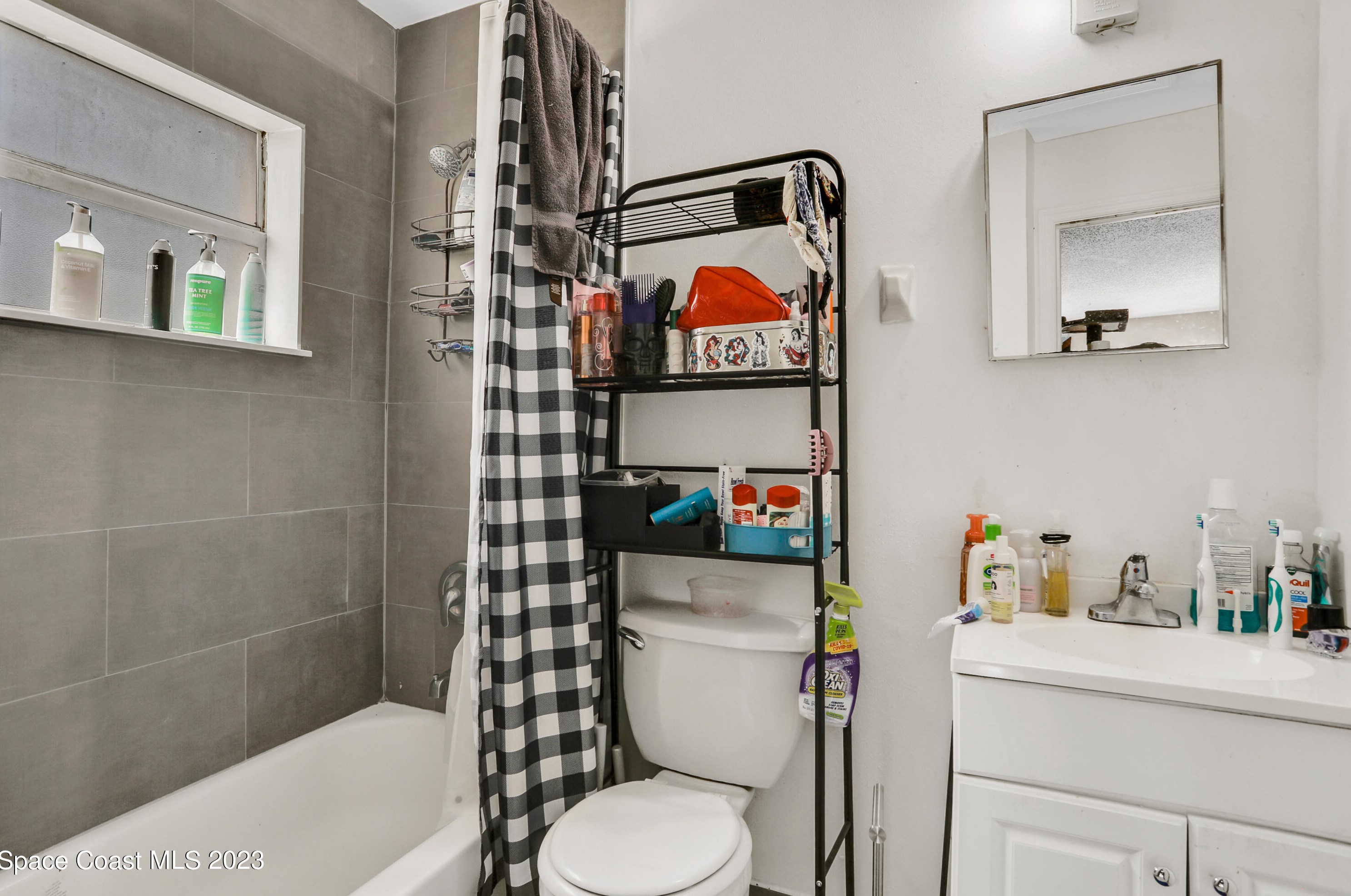 2921 Pinewood Dr, Melbourne FL 32905-2958 exterior