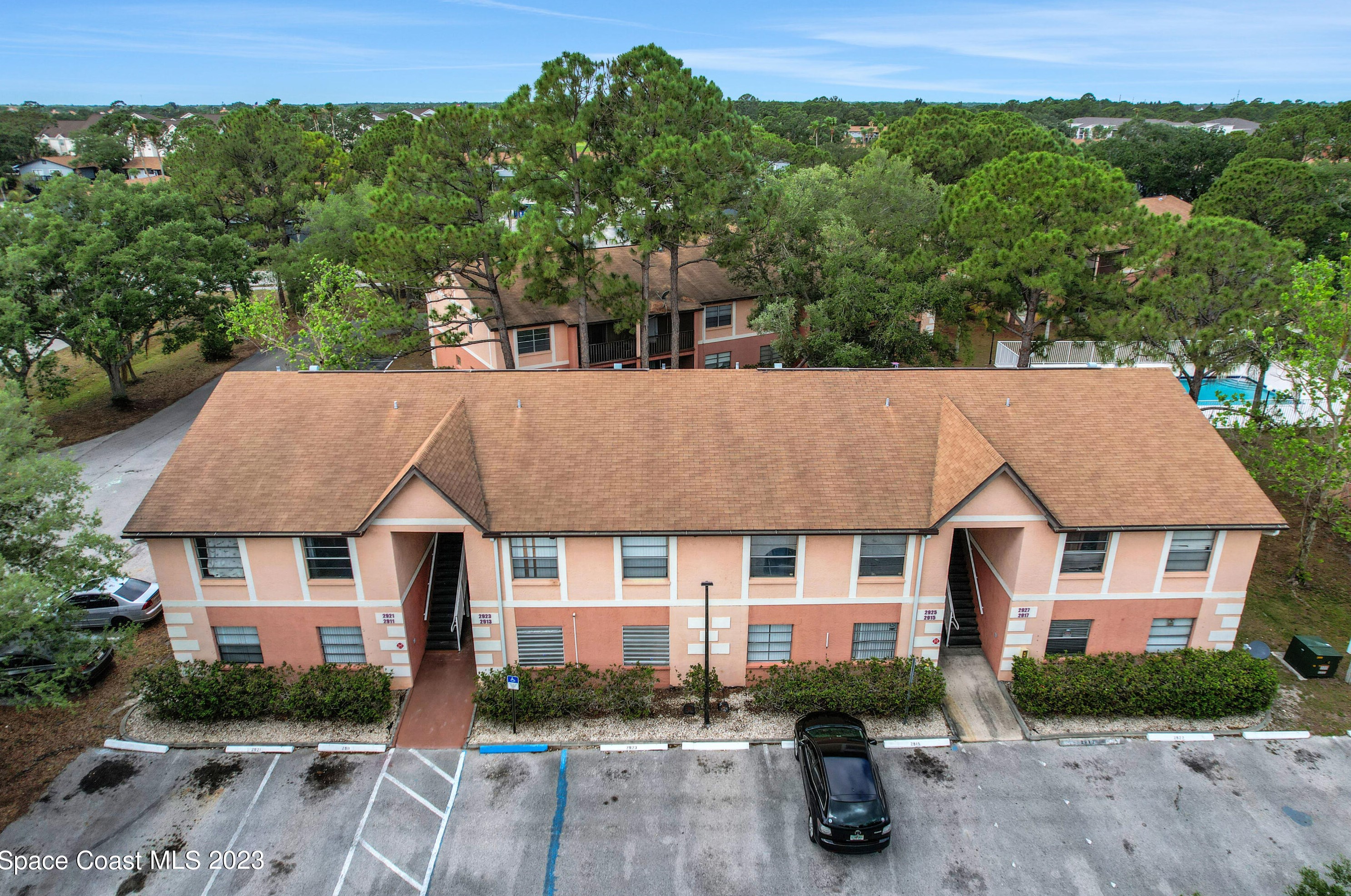 2921 Pinewood Dr, Melbourne FL 32905-2958 exterior