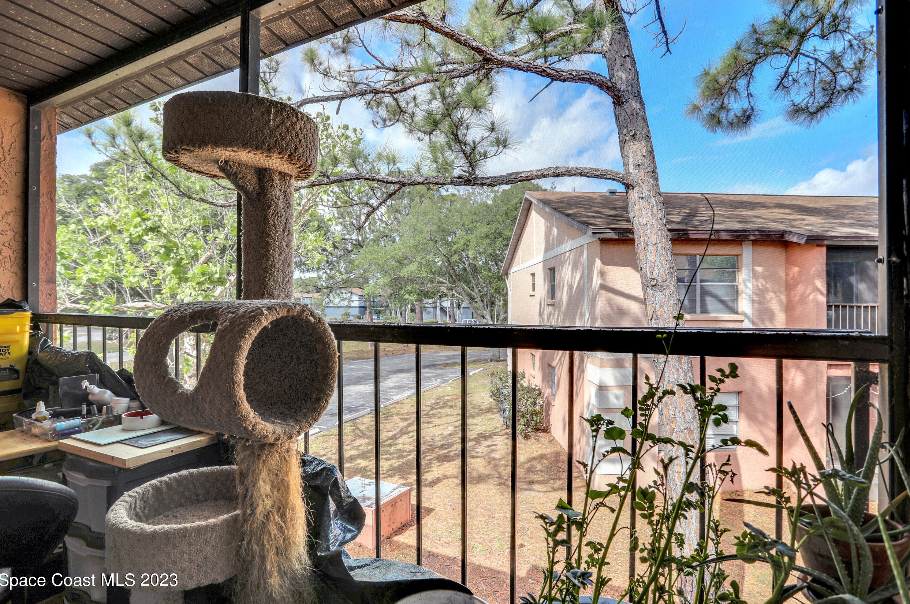 2921 Pinewood Dr, Melbourne FL 32905-2958 exterior