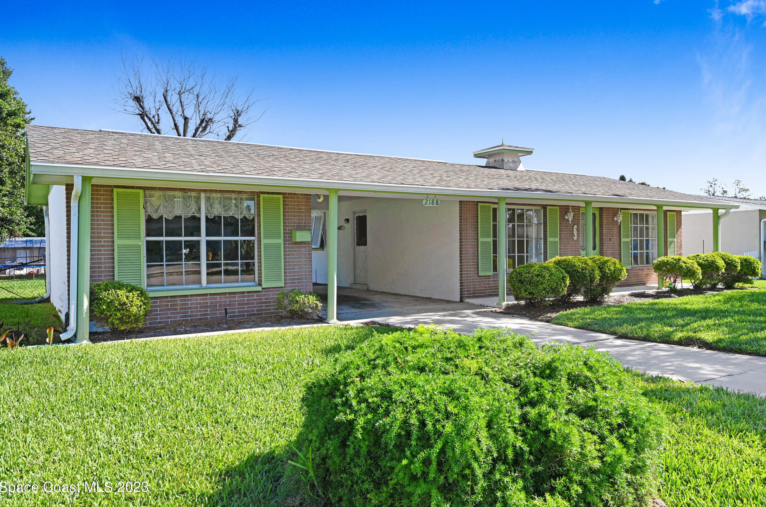 2188 Lucille Ln, Melbourne, FL 32935-3118