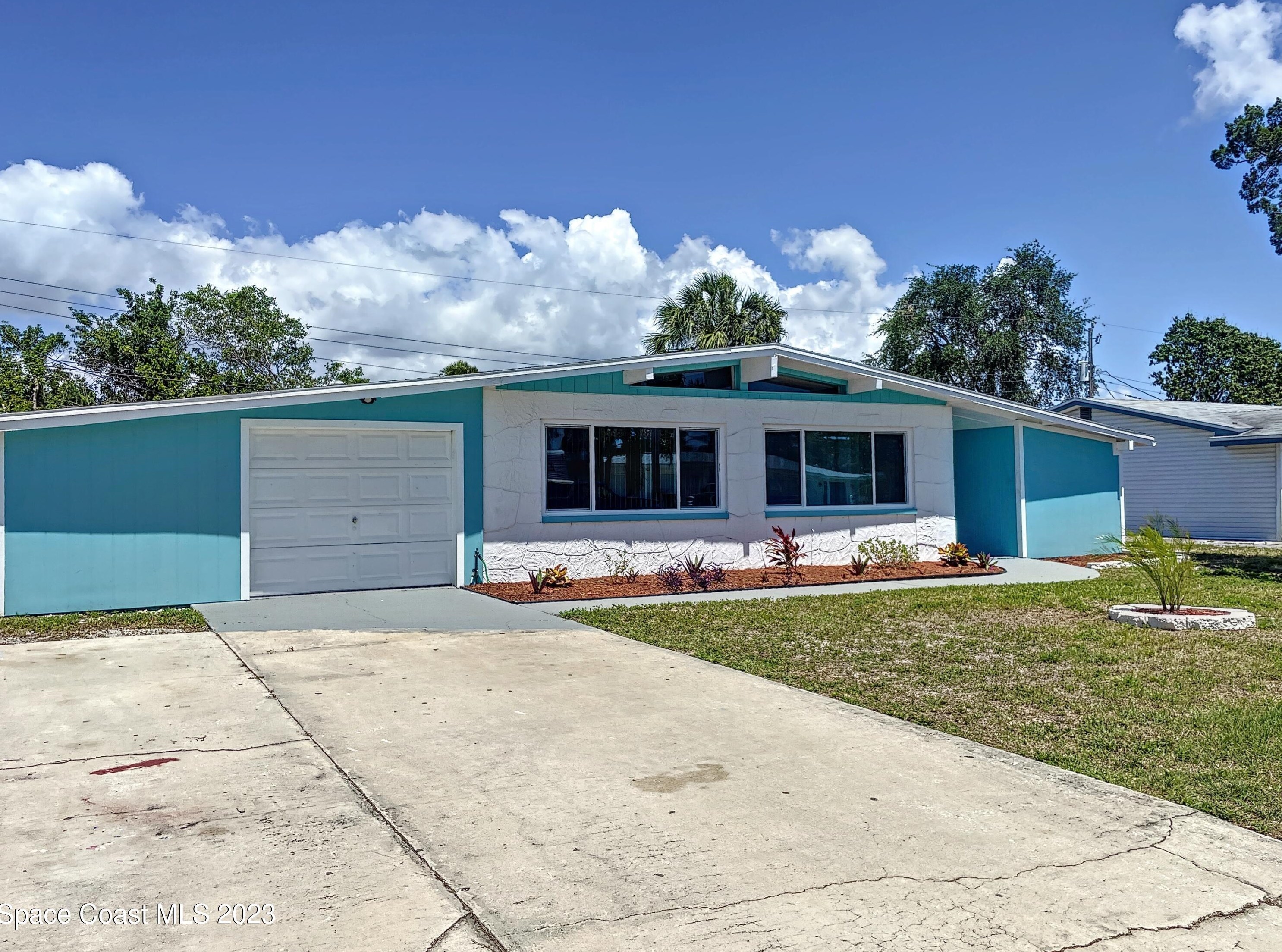 320 Needle Blvd, Merritt Island, FL 32953
