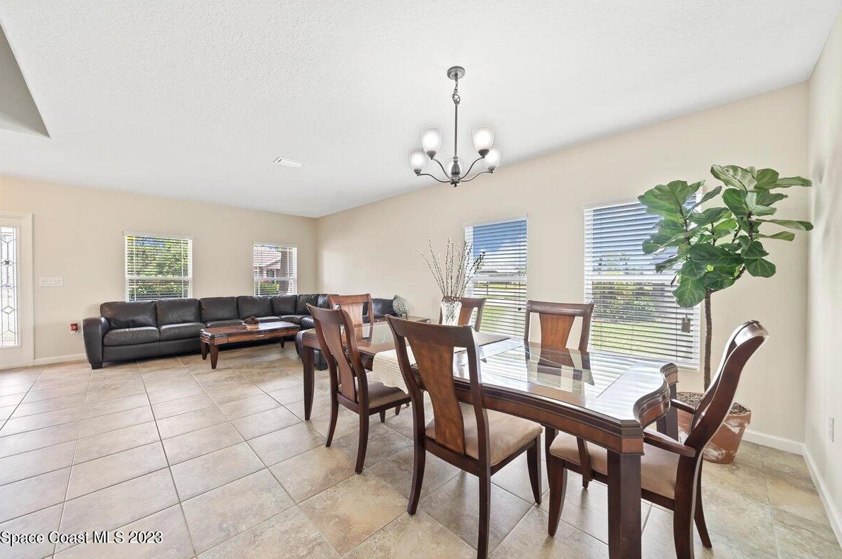 665 Easton Forest Cir, Melbourne FL  32909-6847 exterior