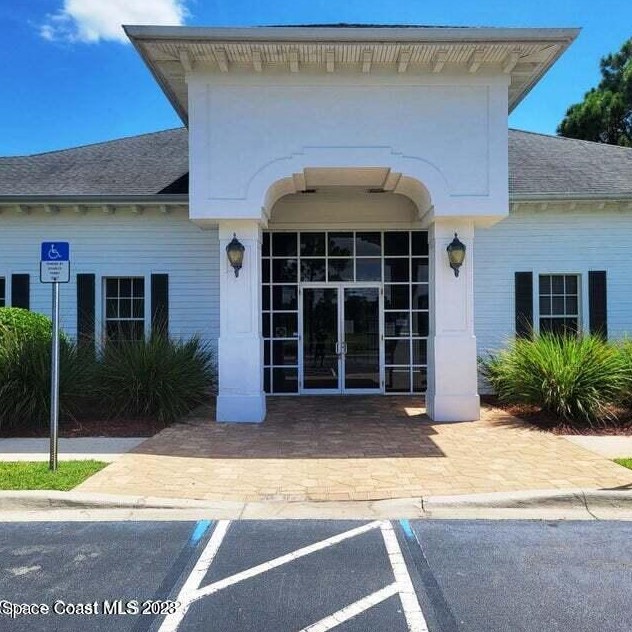 665 Easton Forest Cir, Melbourne FL  32909-6847 exterior