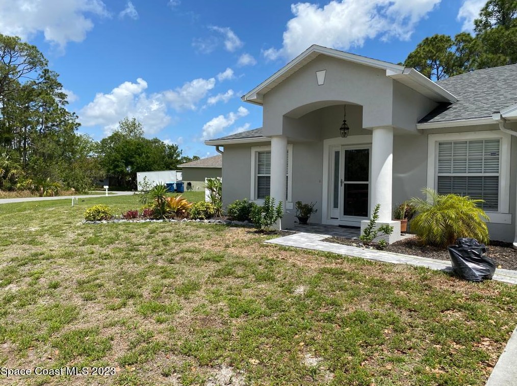 575 Plumbago Rd, Melbourne, FL 32907-8741