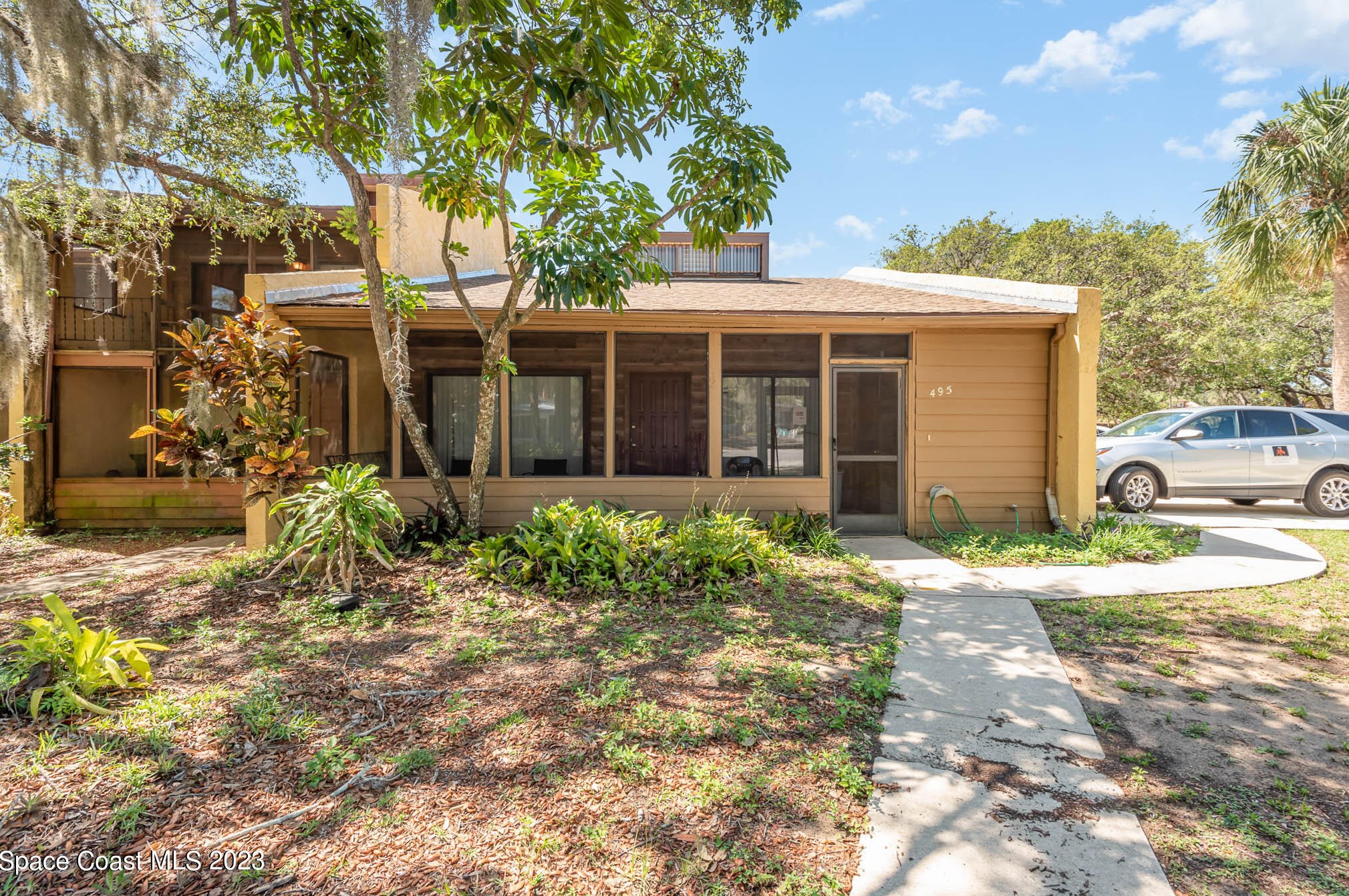 495 Valerie Dr, Titusville, FL 32796