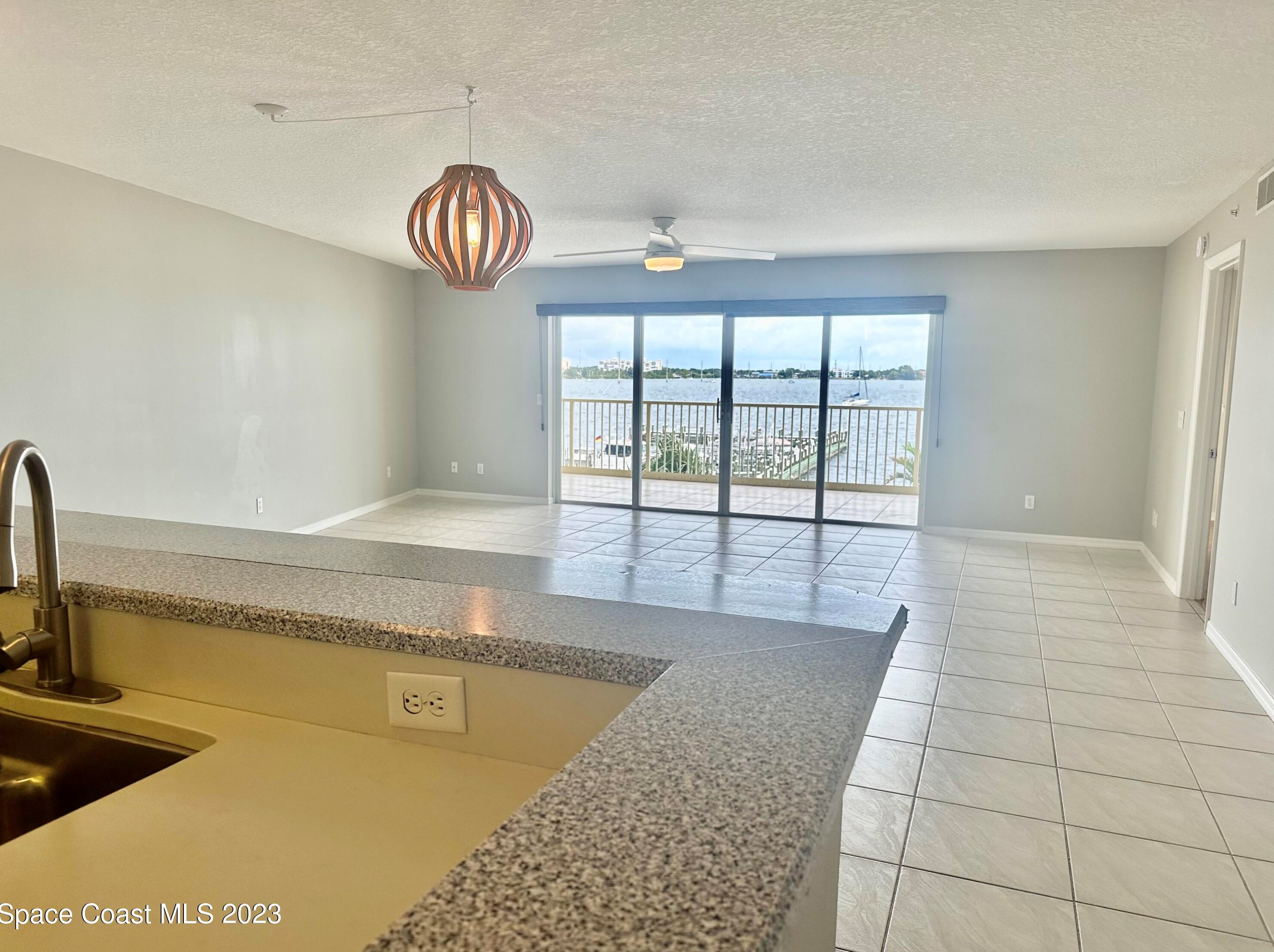 102 Riverside Dr #304, Cocoa, FL 32922