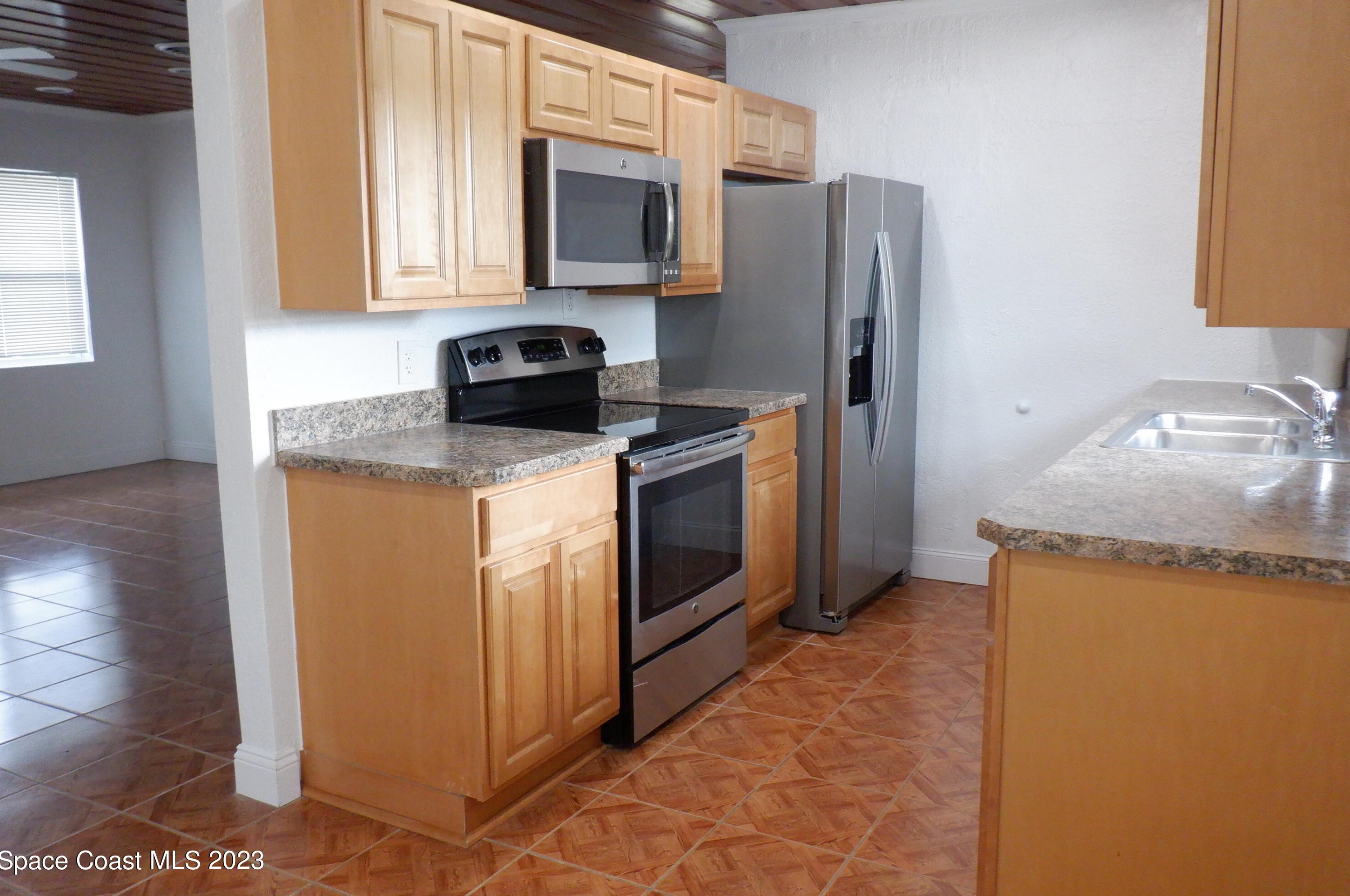 2596 Stephen Dr Ne, Melbourne, FL 32905