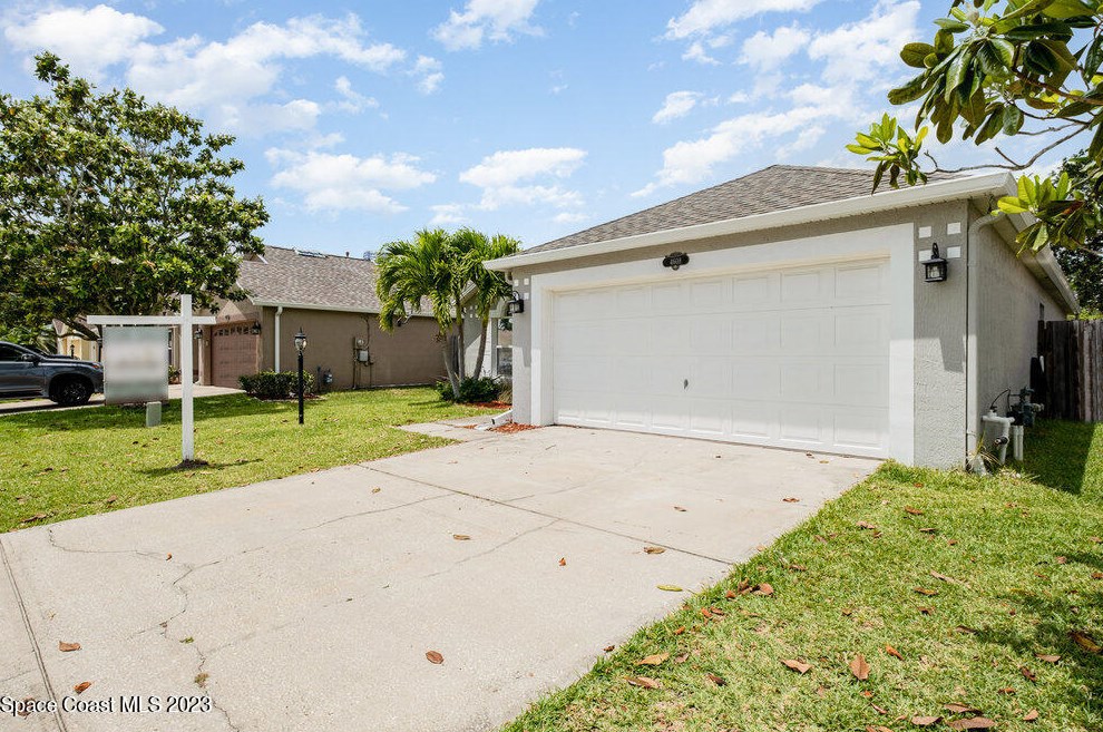 4608 Radford Ln, Melbourne, FL 32934-7274
