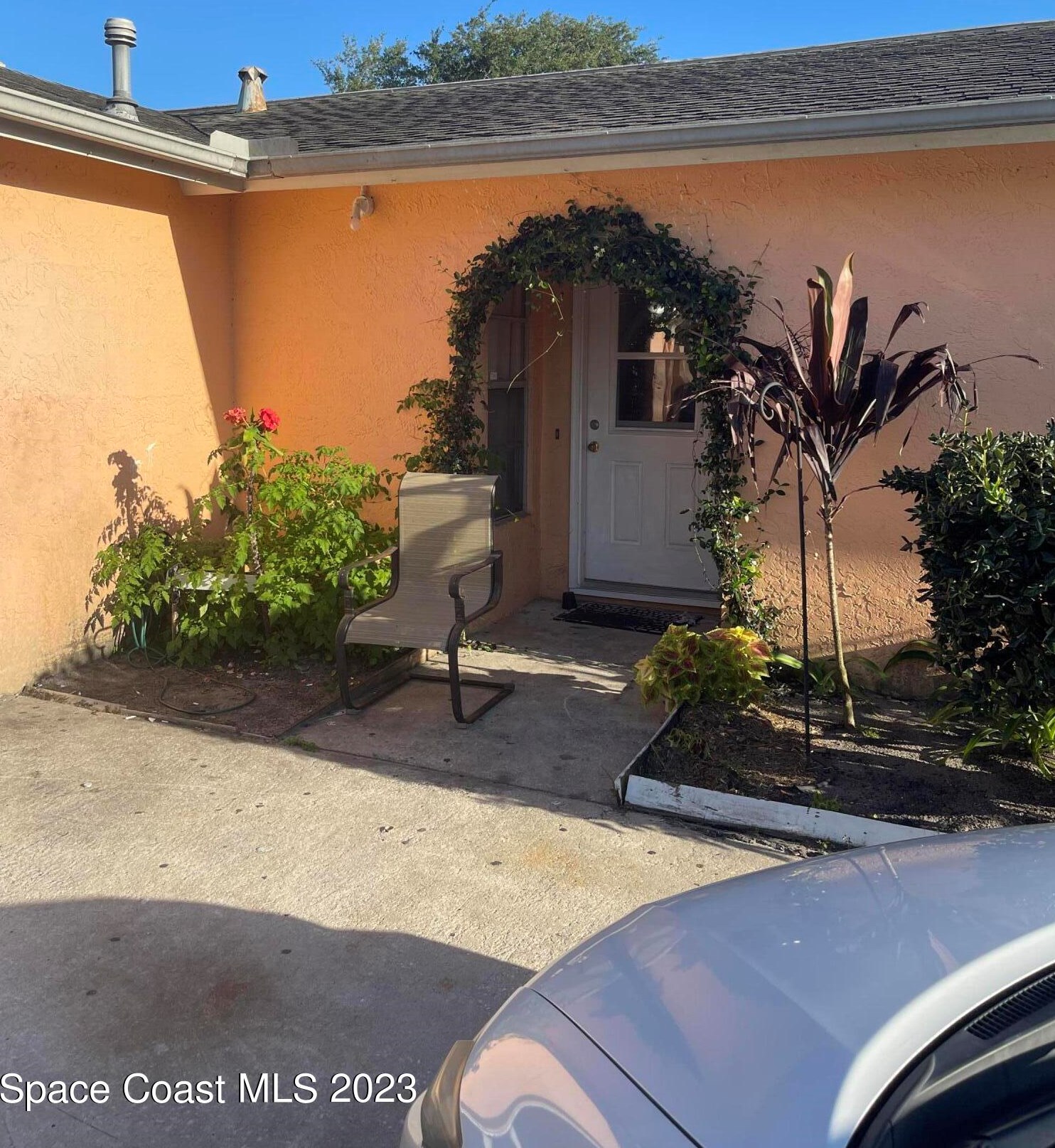 1923 Palmer Dr, Melbourne, FL 32935-4403