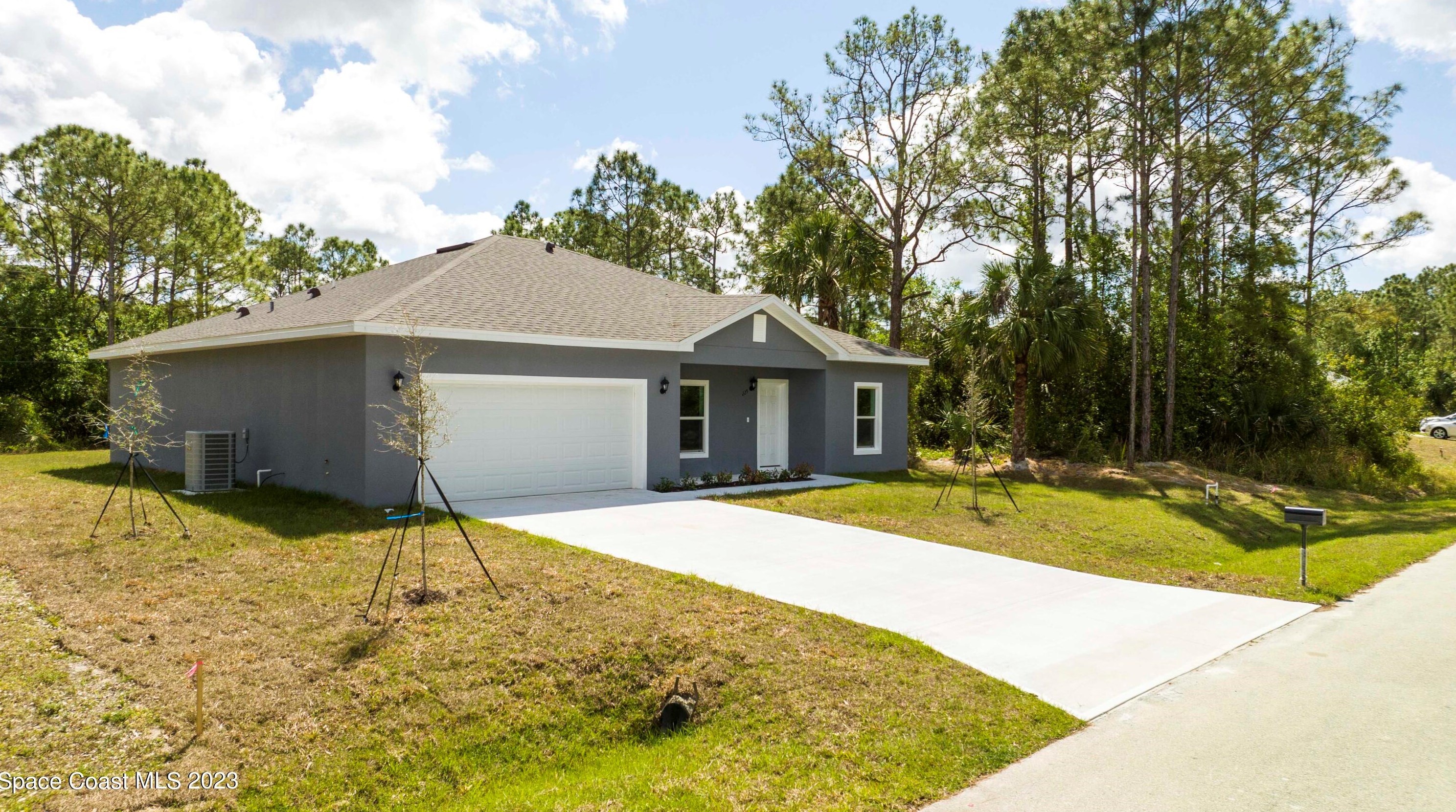 1193 Altamira St Nw, Melbourne, FL 32907