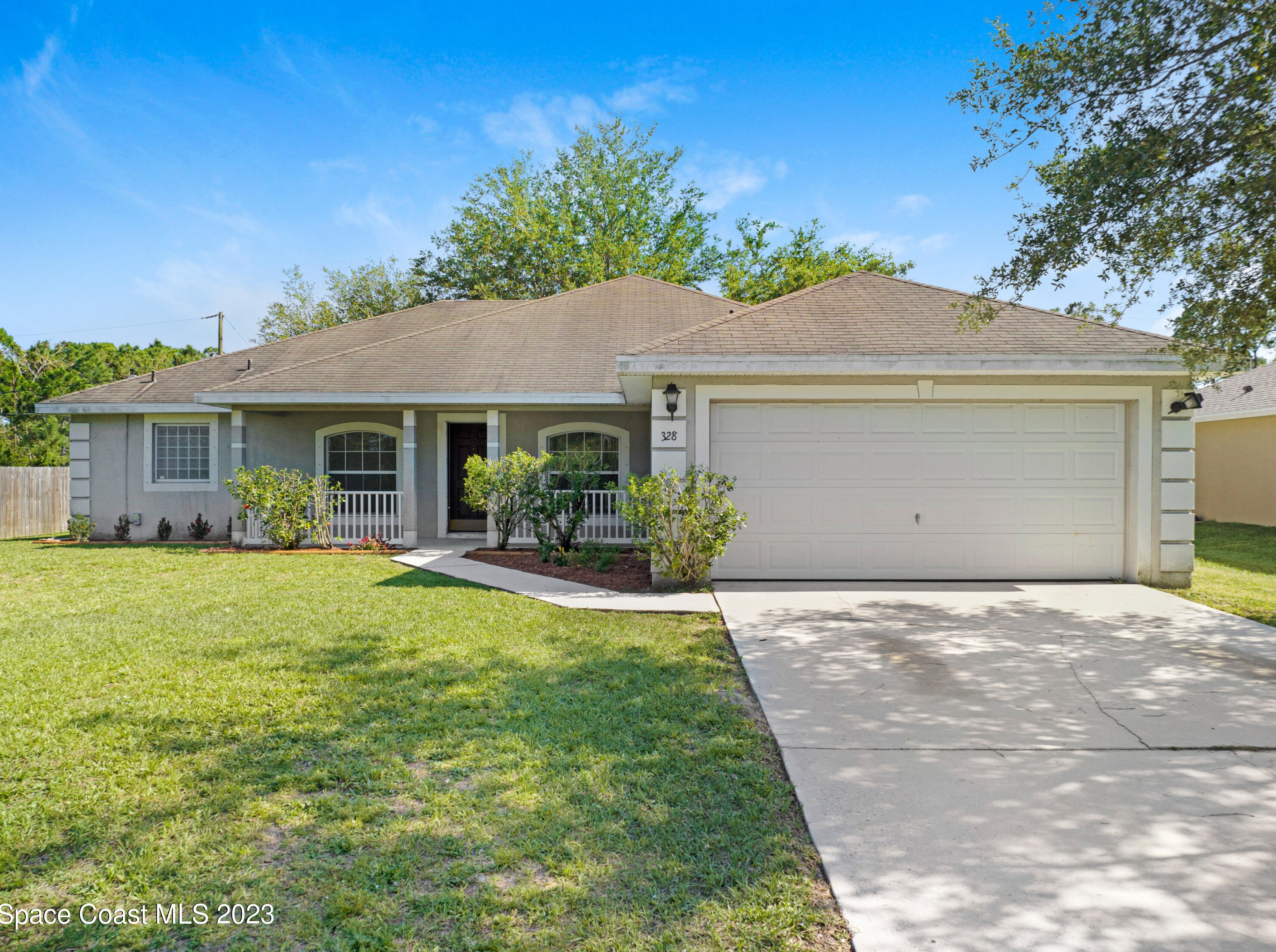 328 Gephart St, Melbourne, FL 32908-1734