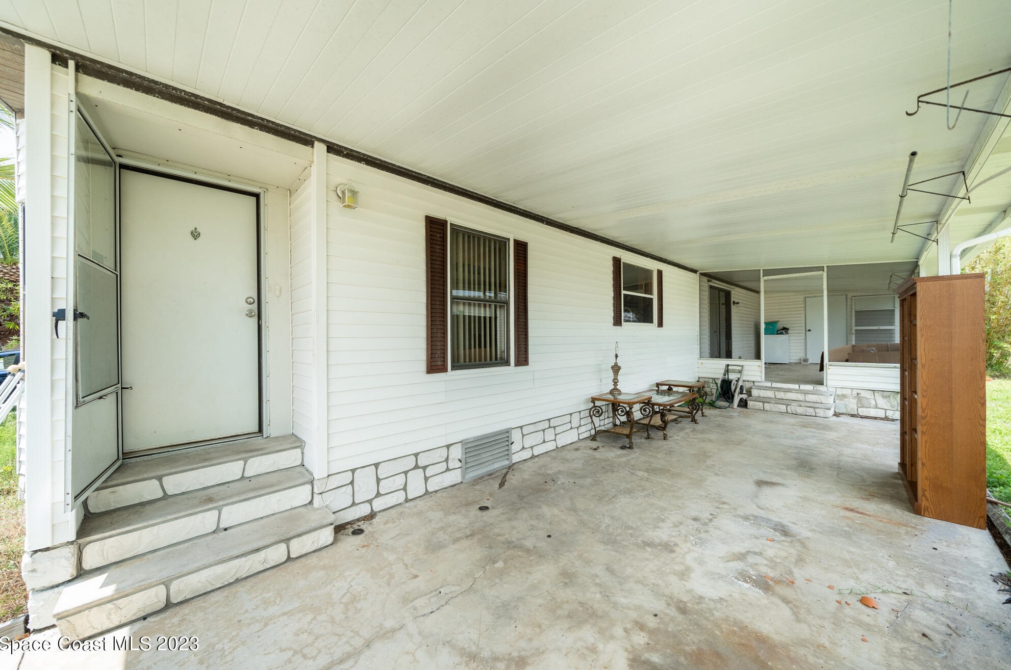 449 Dolphin Cir, Sebastian, FL 32976