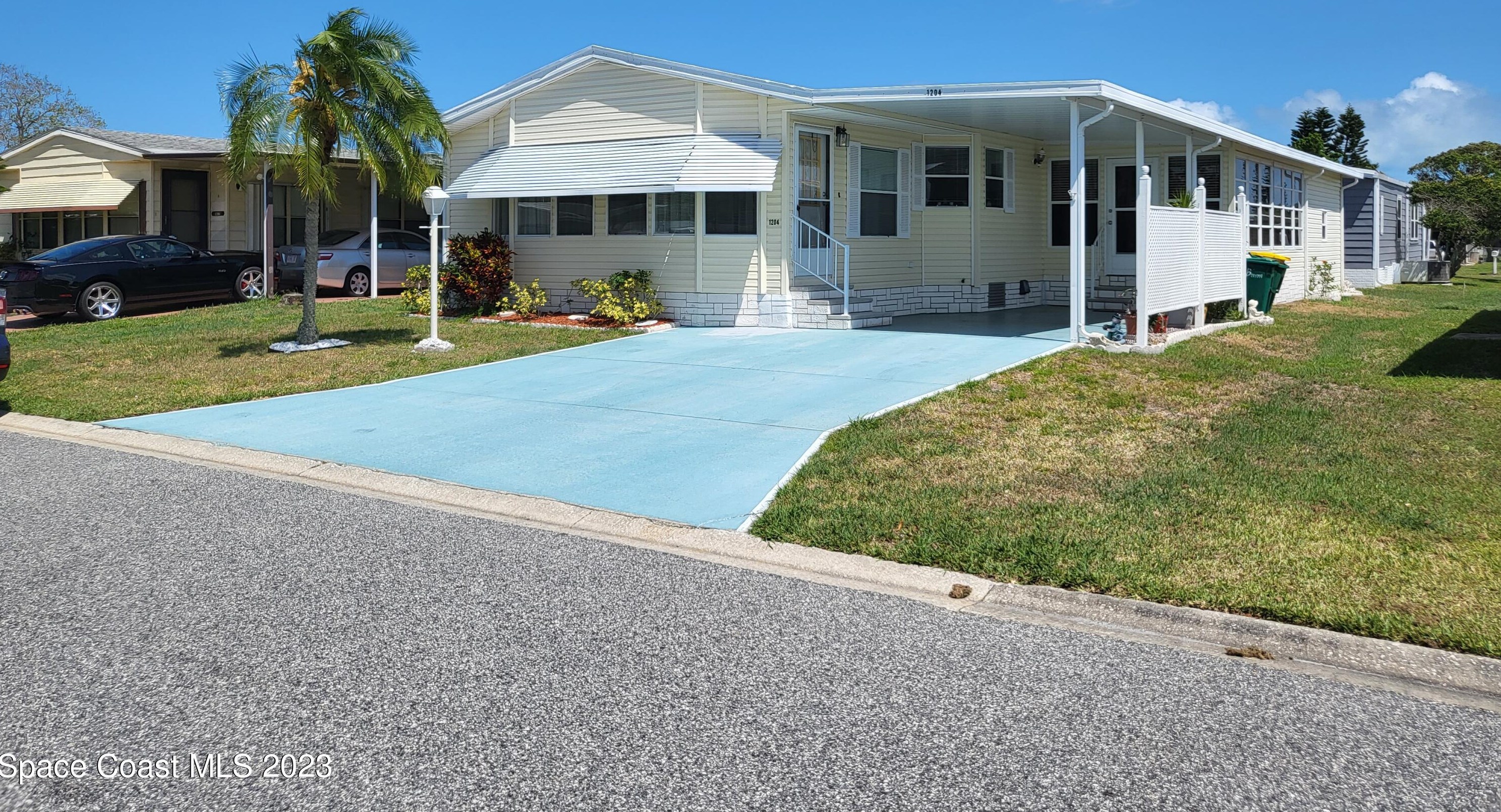 1204 Marigold Dr, Sebastian, FL 32976