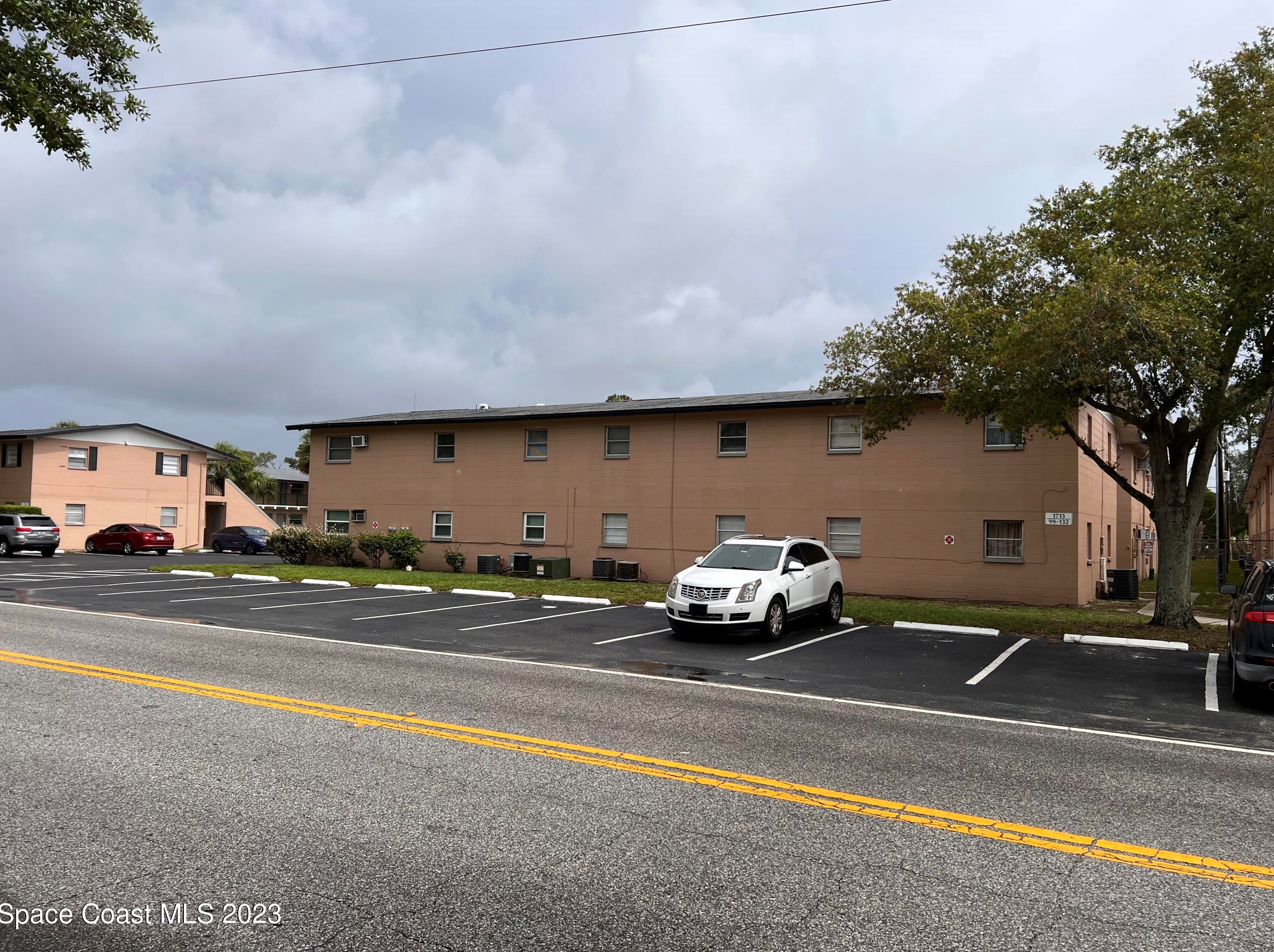 1715 Dixon Blvd #104, Cocoa, FL 32922
