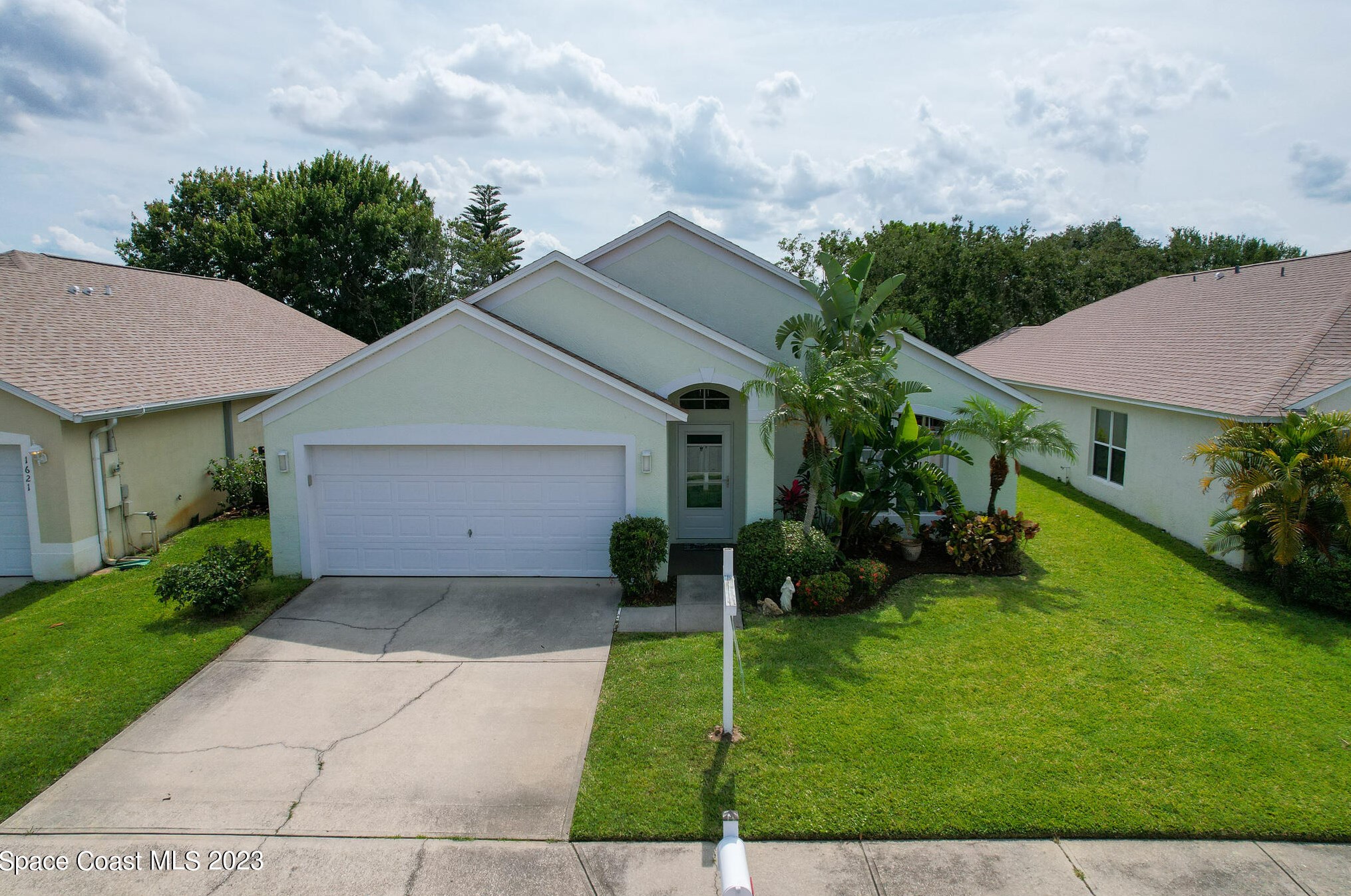 1611 Wekiva Dr, Melbourne FL  32940-6986 exterior