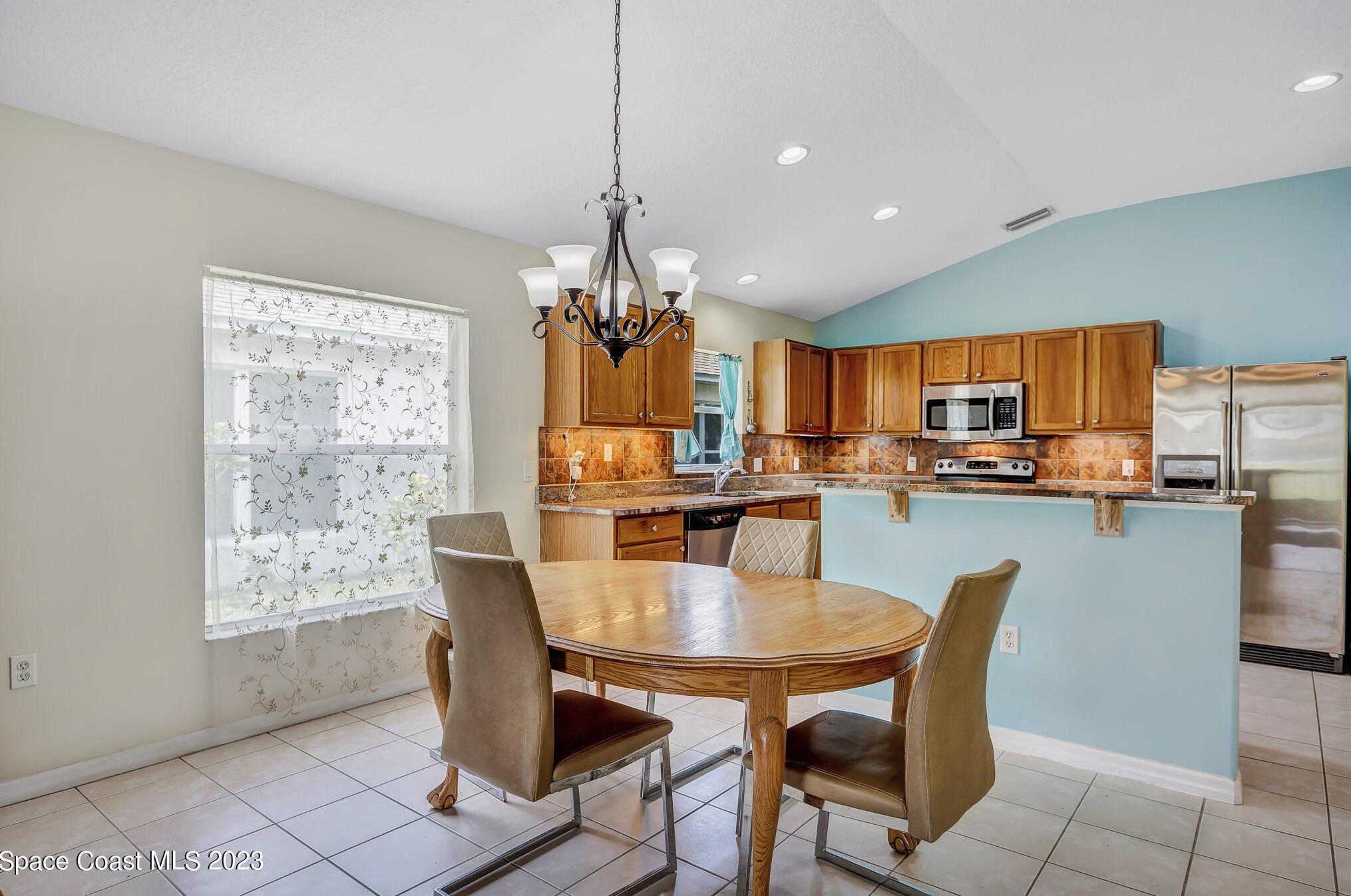 1611 Wekiva Dr, Melbourne FL  32940-6986 exterior