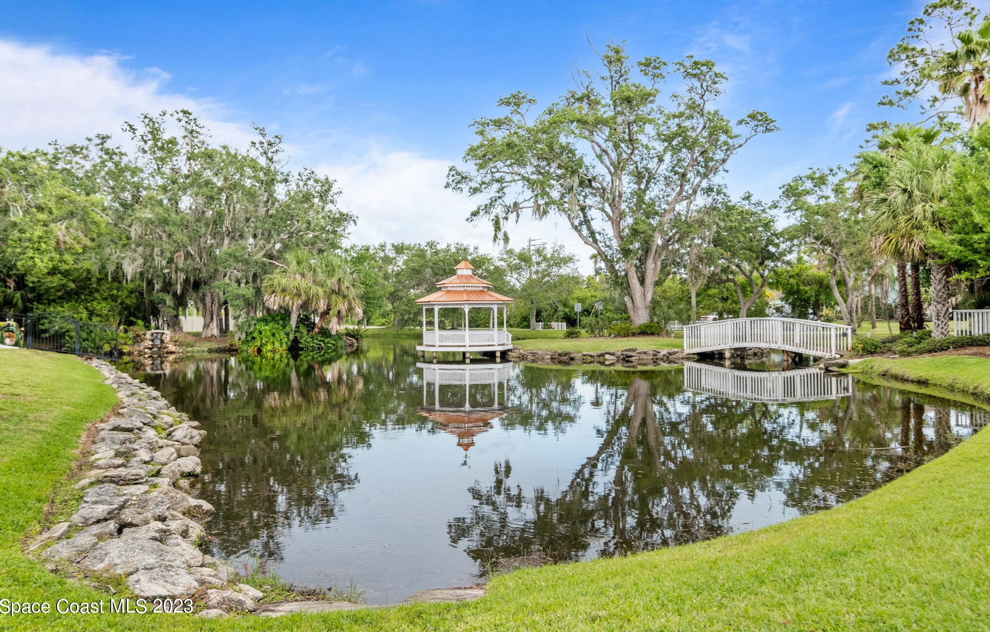 195 Alameda Dr, Merritt Island, FL 32952