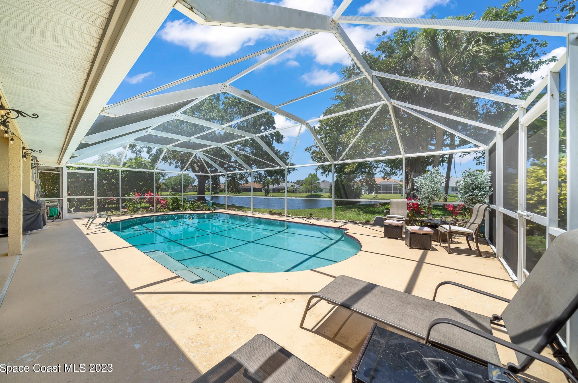 4057 Sand Ridge Dr, Merritt Island FL  32953-8610 exterior