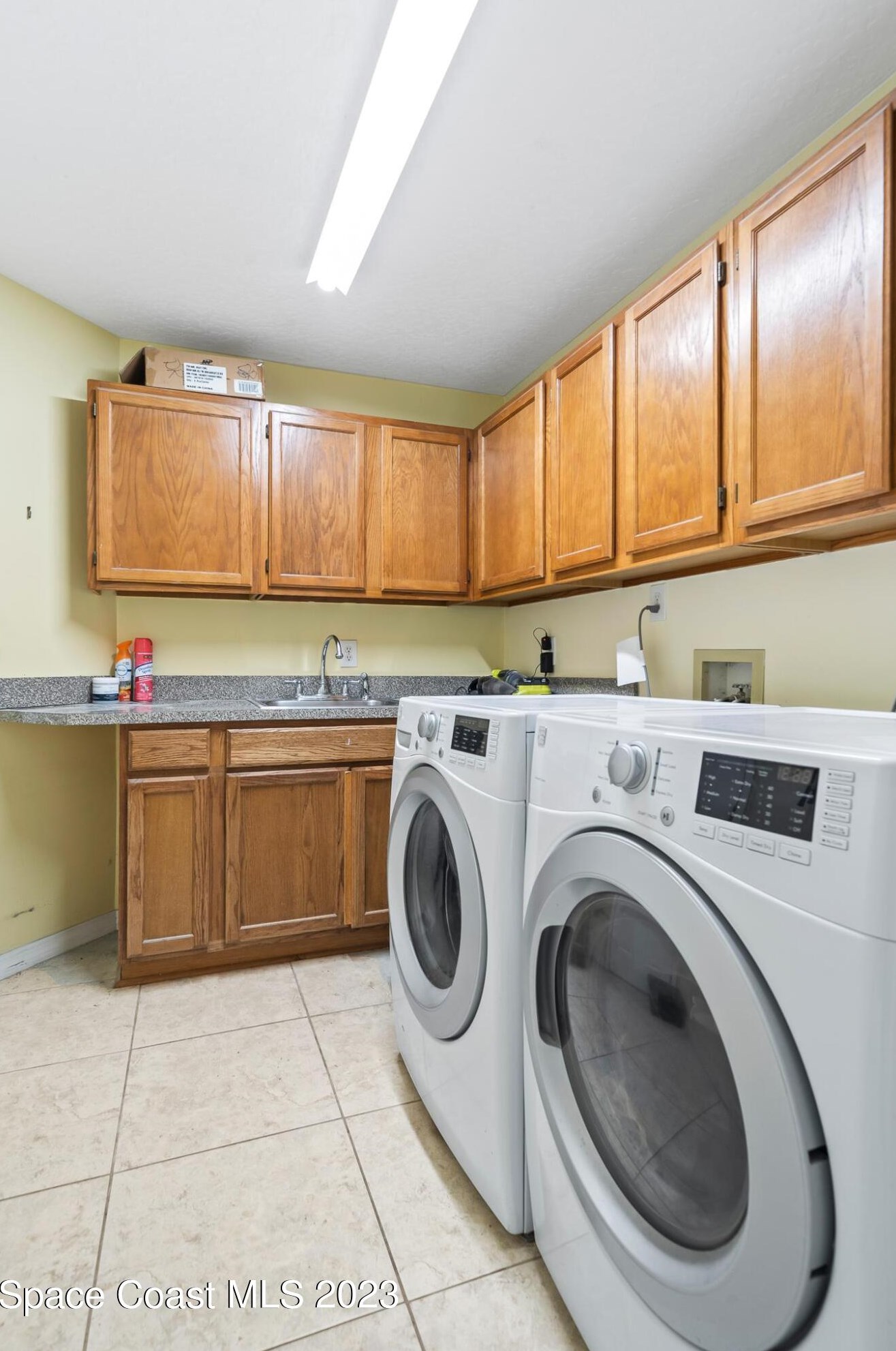 4057 Sand Ridge Dr, Merritt Island FL  32953-8610 exterior