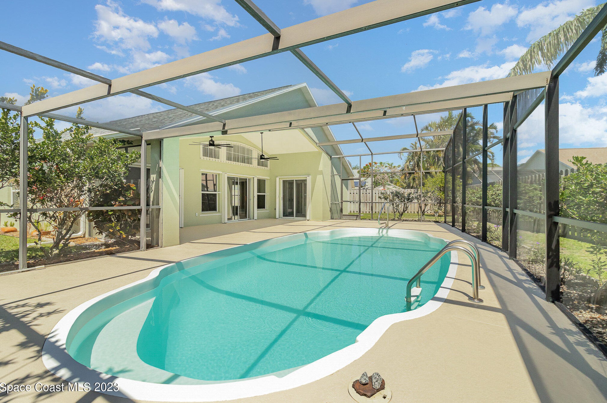6865 Raccoon Ct, Melbourne, FL 32940-6869