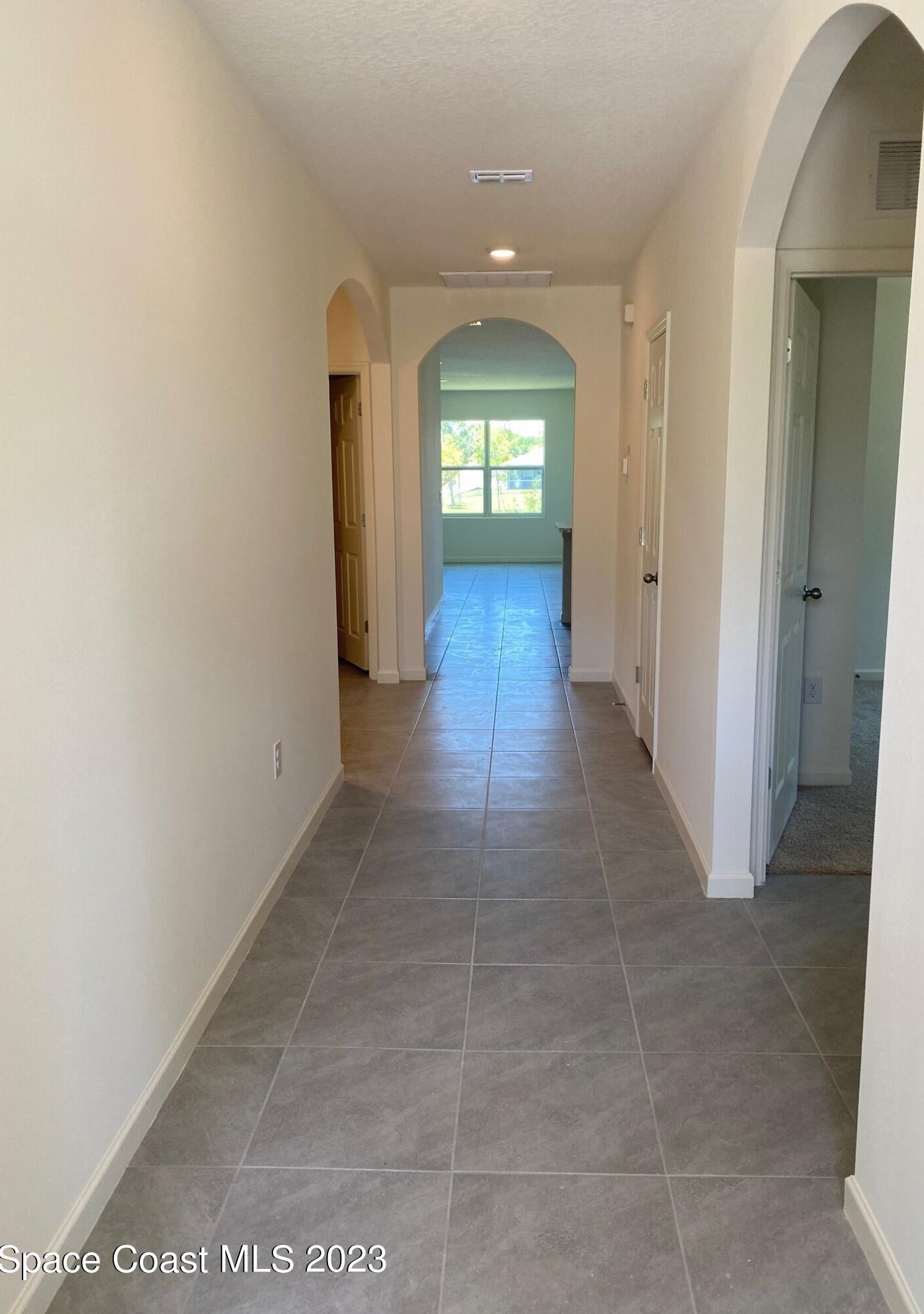 1623 Painter St, Melbourne, FL 32909-5654