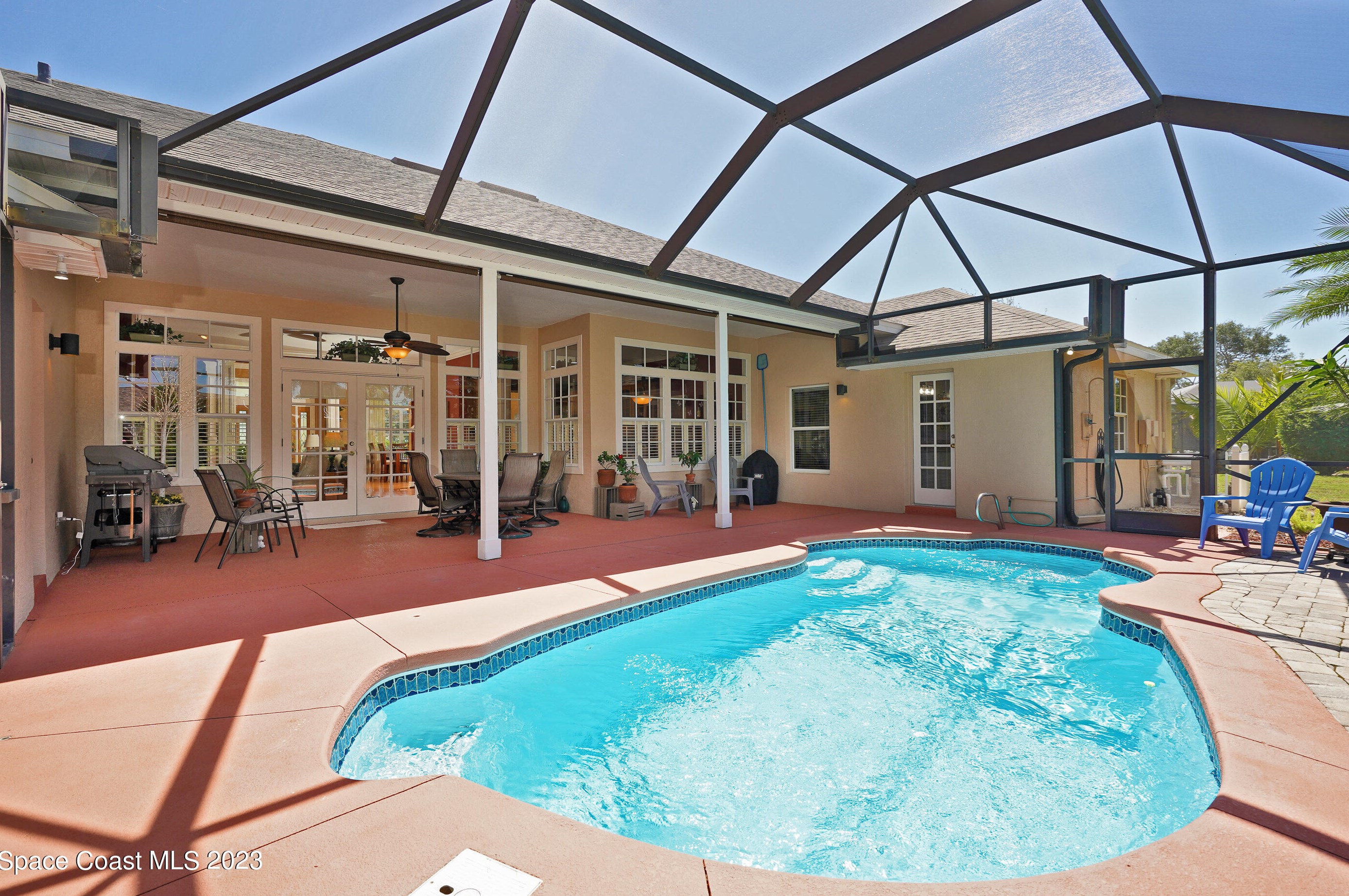 850 Woodbine Dr, Merritt Island, FL 32952