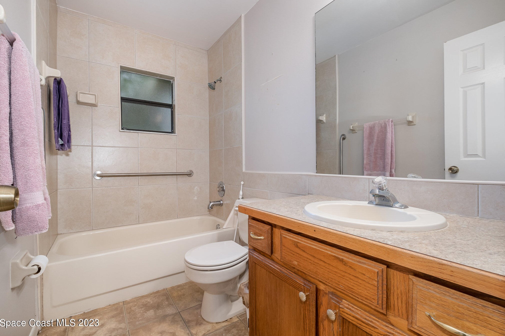 560 Vin Rose Cir, Melbourne FL  32909-8551 exterior
