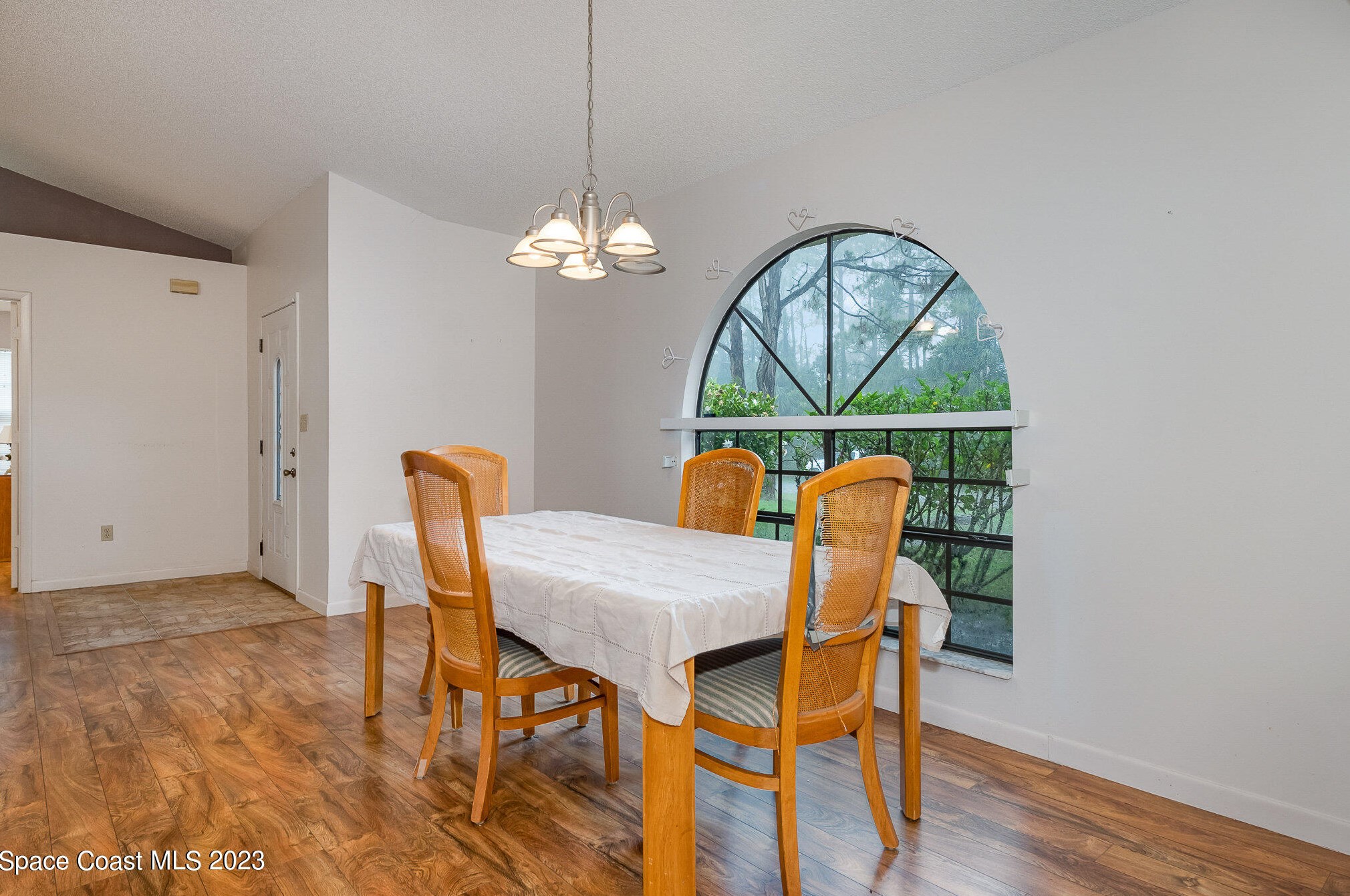 560 Vin Rose Cir, Melbourne FL  32909-8551 exterior
