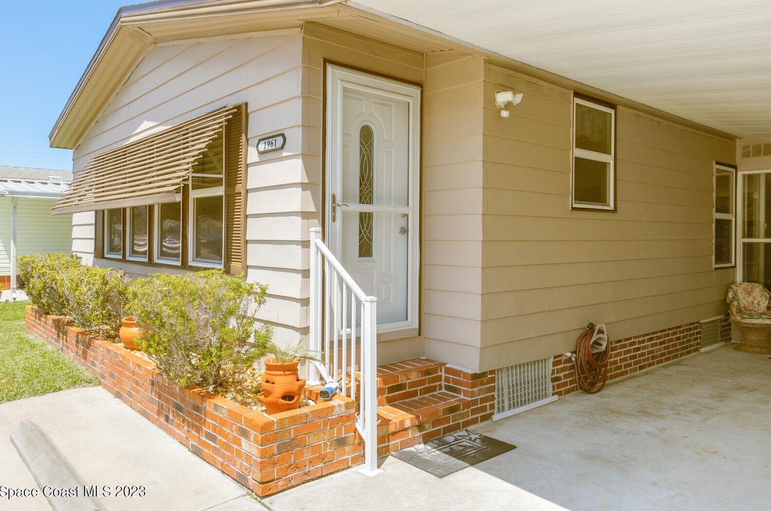 1961 Mango St, Melbourne, FL 32905