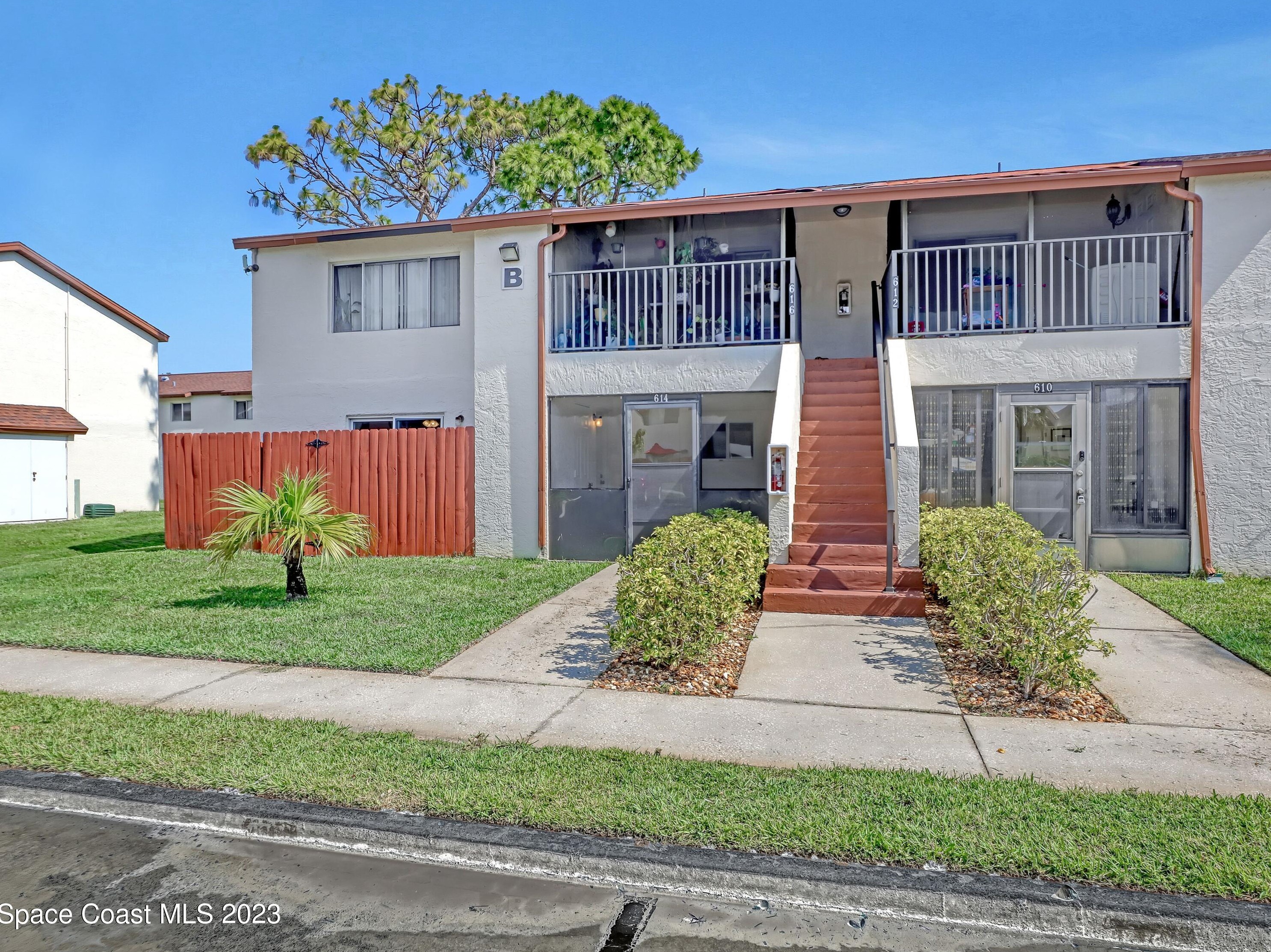 614 Ridge Club Dr, Melbourne, FL 32934-7301