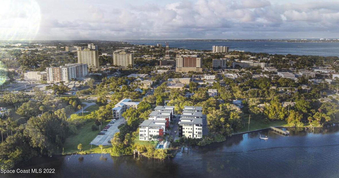 809 E Melbourne Ave #18, Melbourne, FL 32901