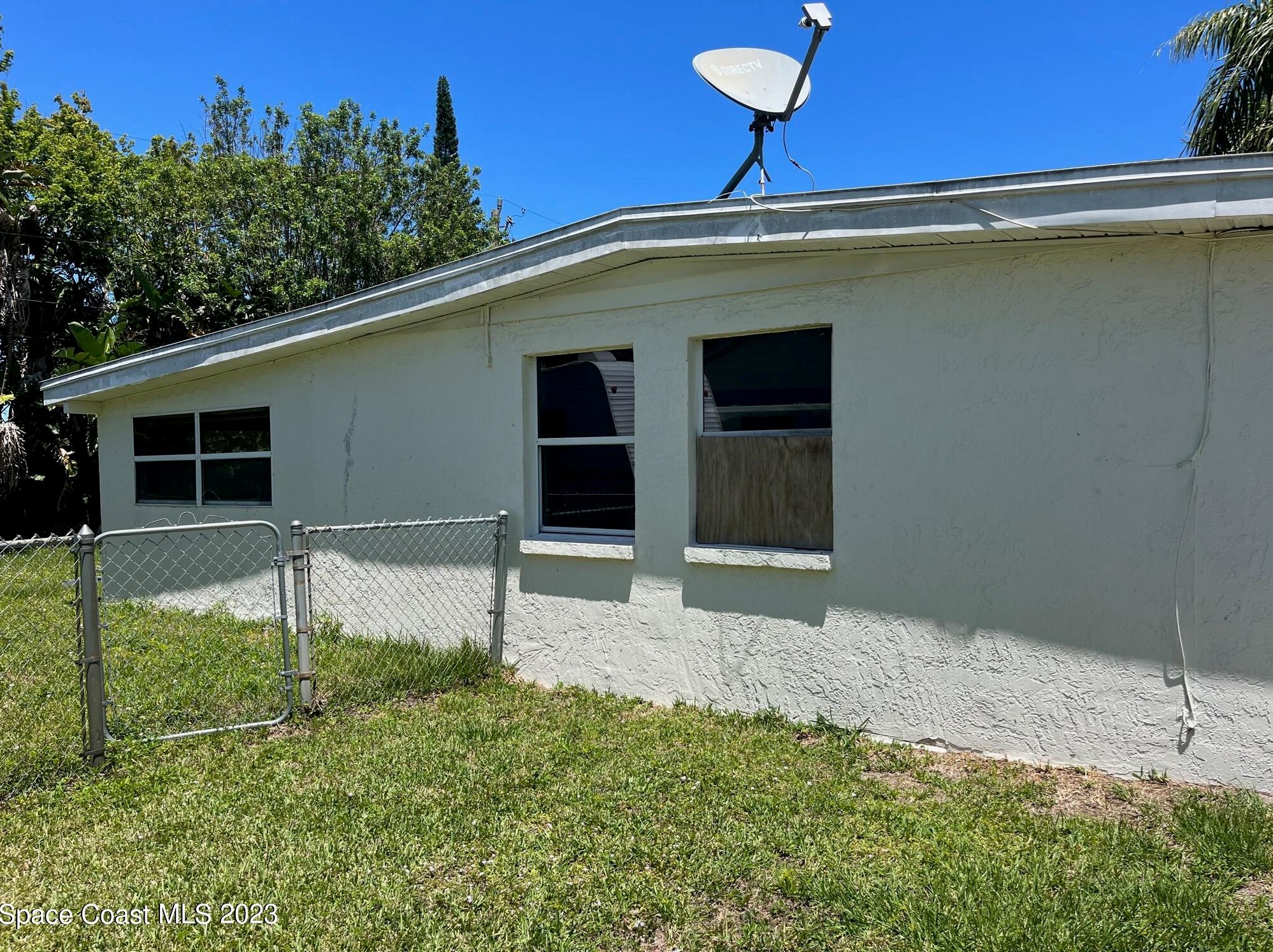 2636 Burns Ave, Melbourne, FL 32935-2748