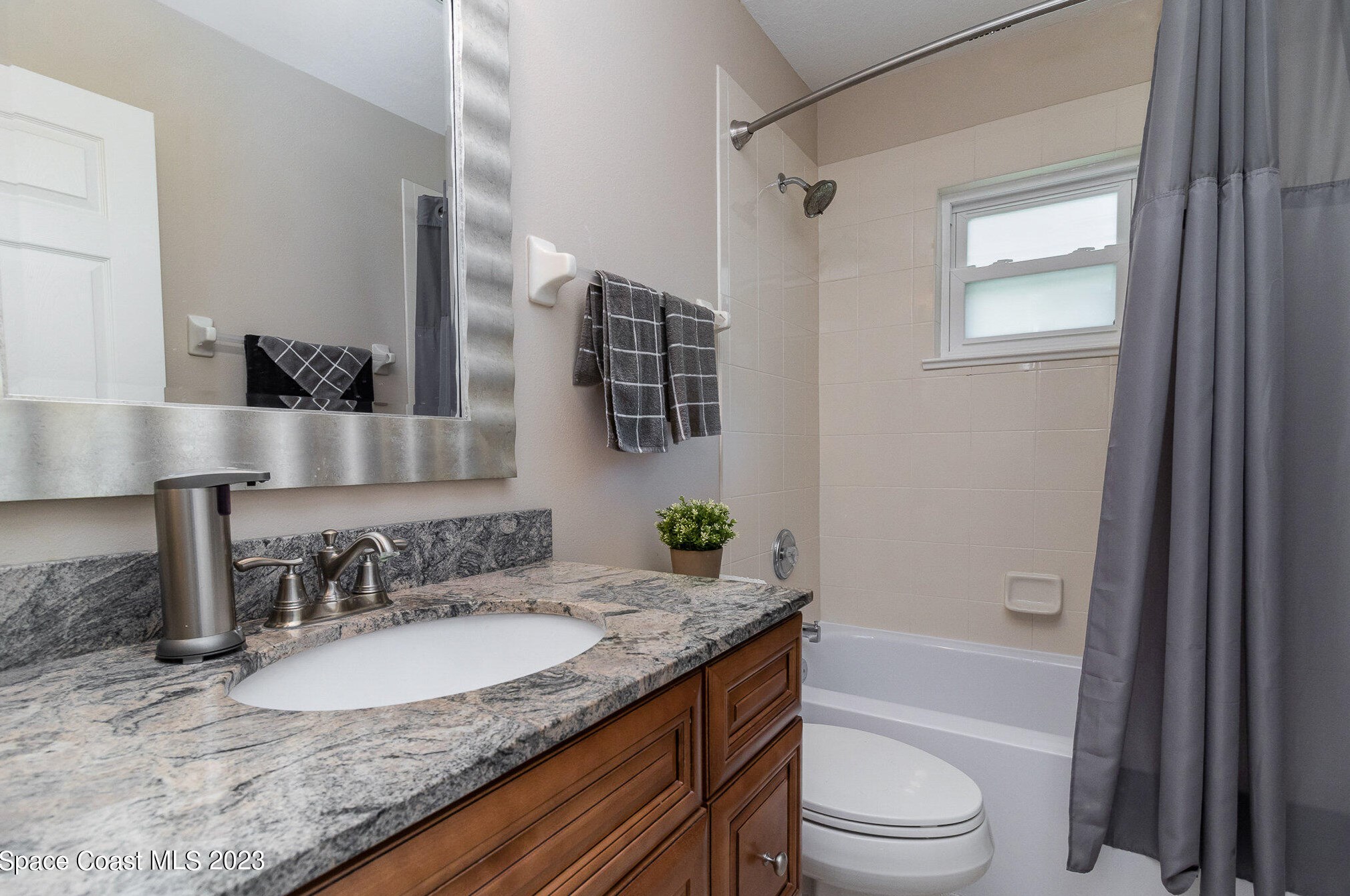 2974 Tuscarora Ct, Melbourne FL  32904-8098 exterior