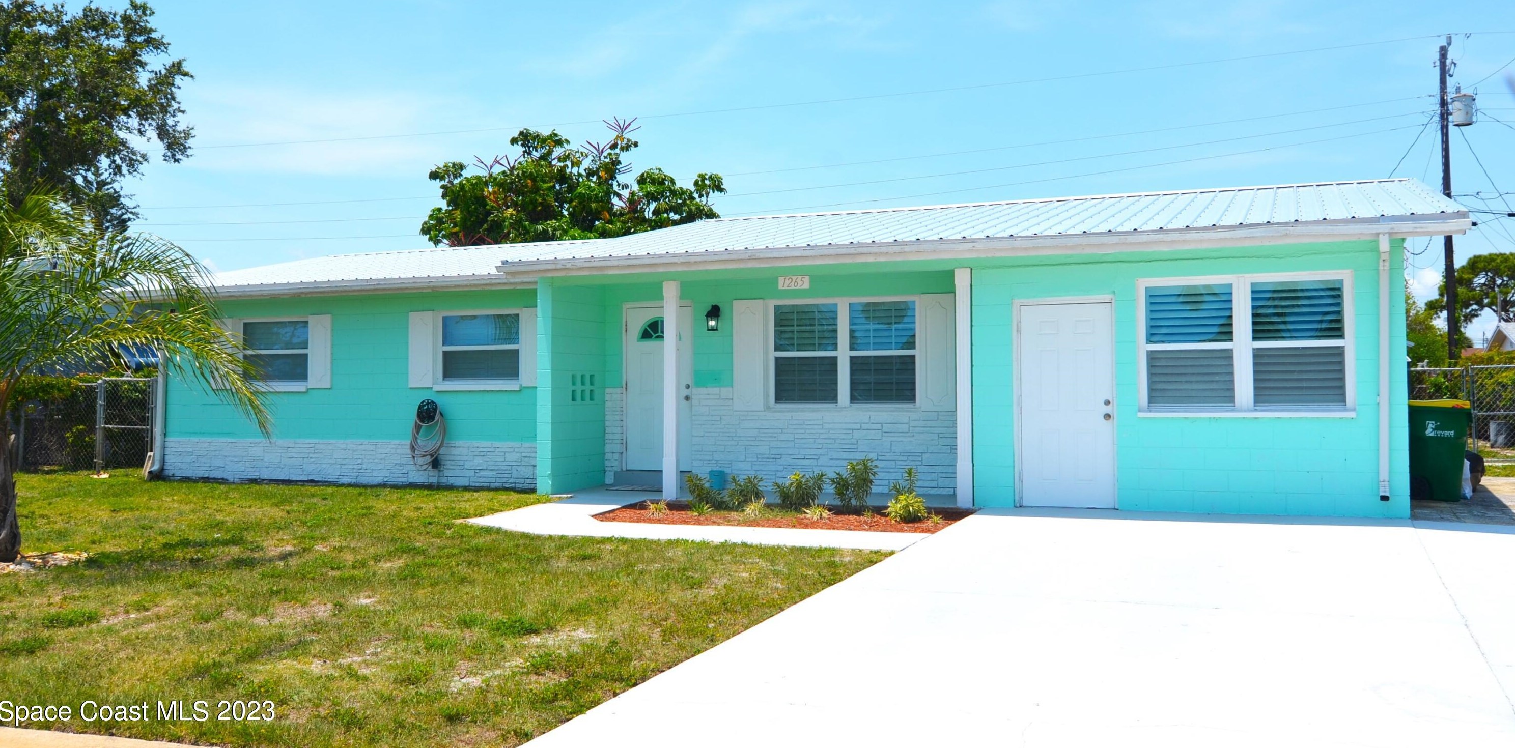 1265 Altman Dr, Merritt Island, FL 32952