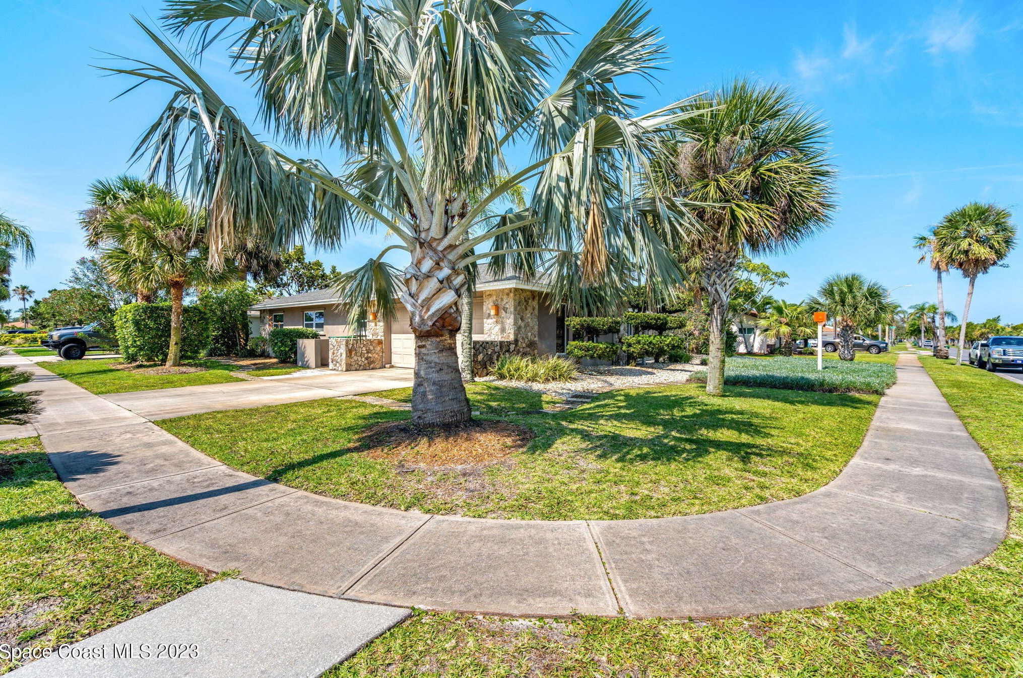 315 Desoto Pkwy, Melbourne, FL 32937-3358