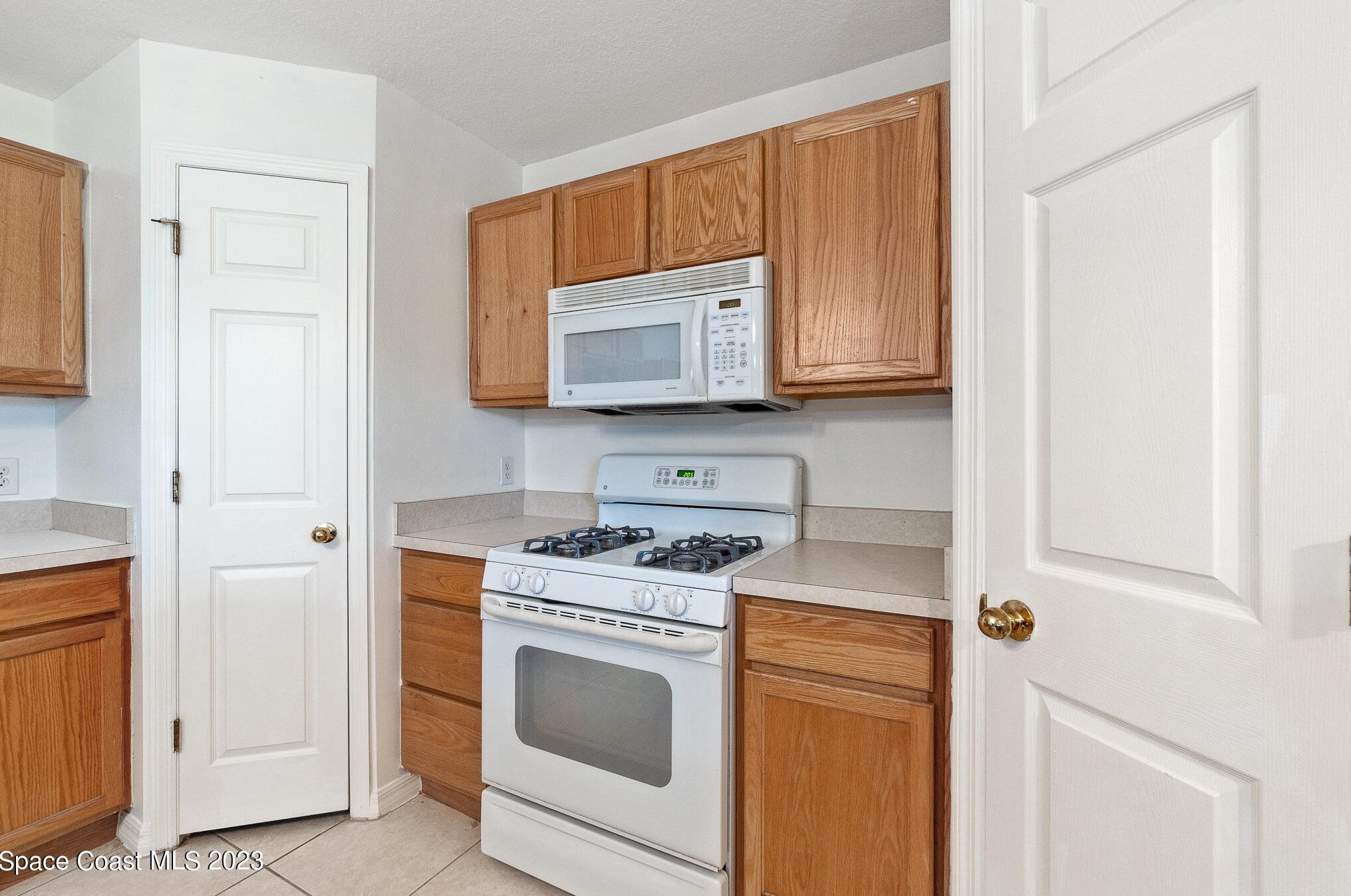 1822 Sorento Cir, Melbourne FL  32904-3108 exterior