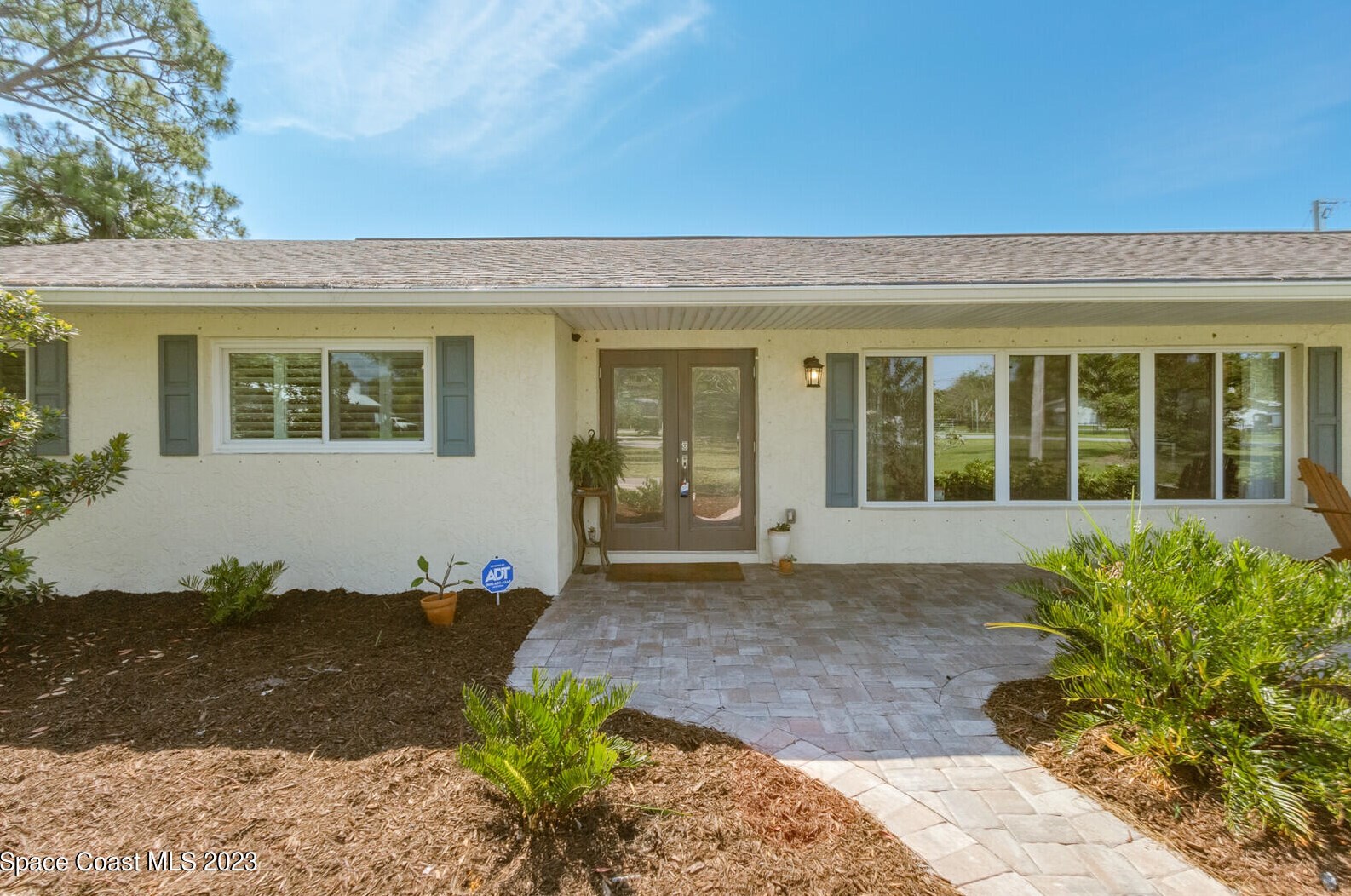 2535 Lake Crest Blvd, Melbourne, FL 32934-7704