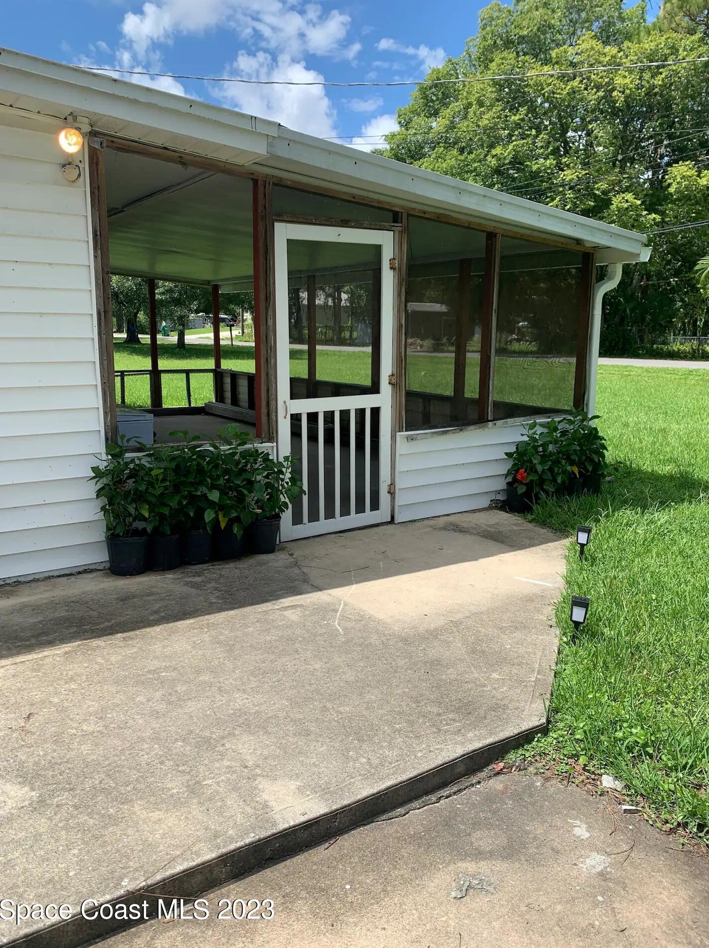8275 Illinois Ave, Melbourne, FL 32904