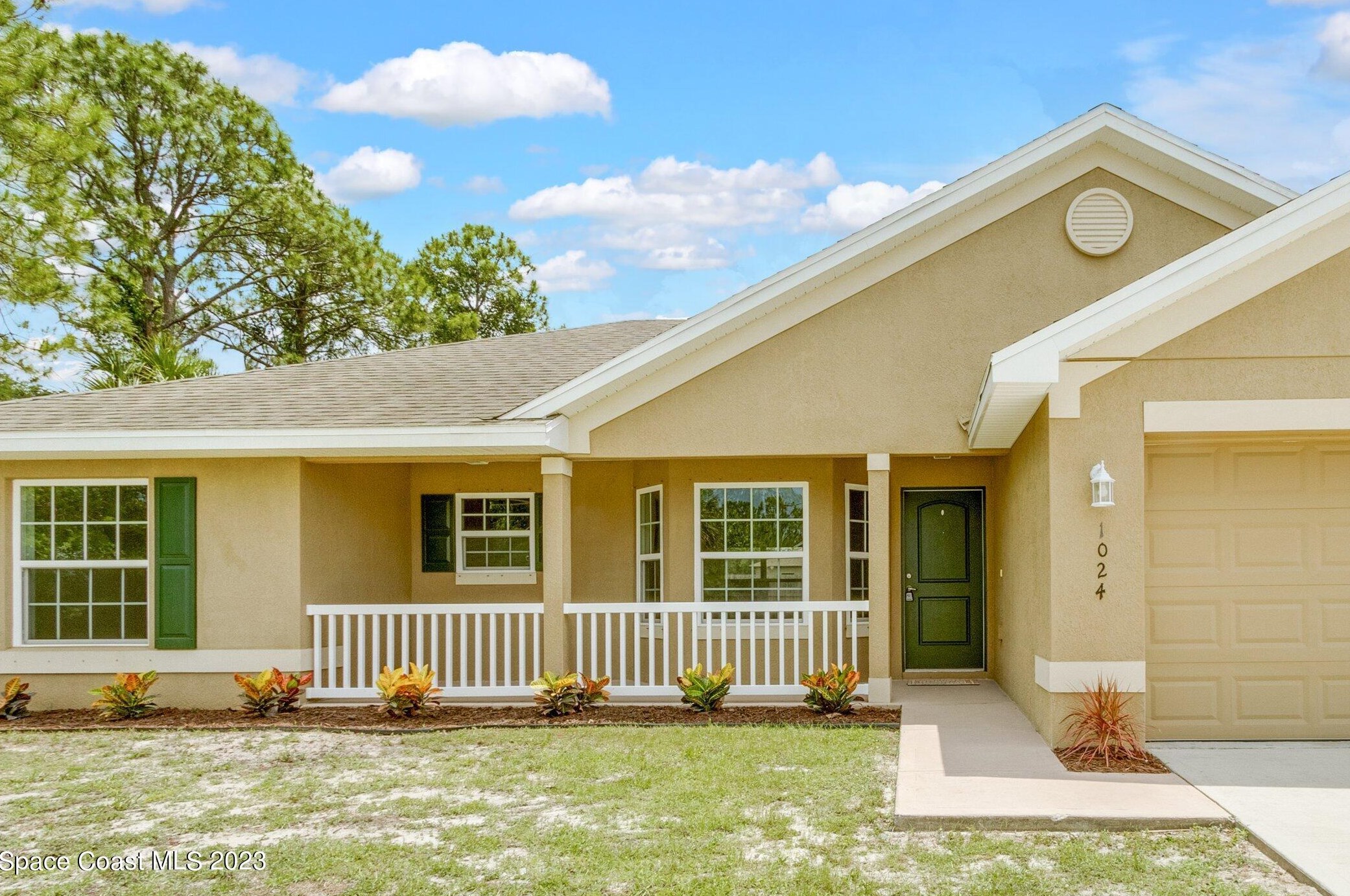 1024 Altamira St, Melbourne, FL 32907-2754