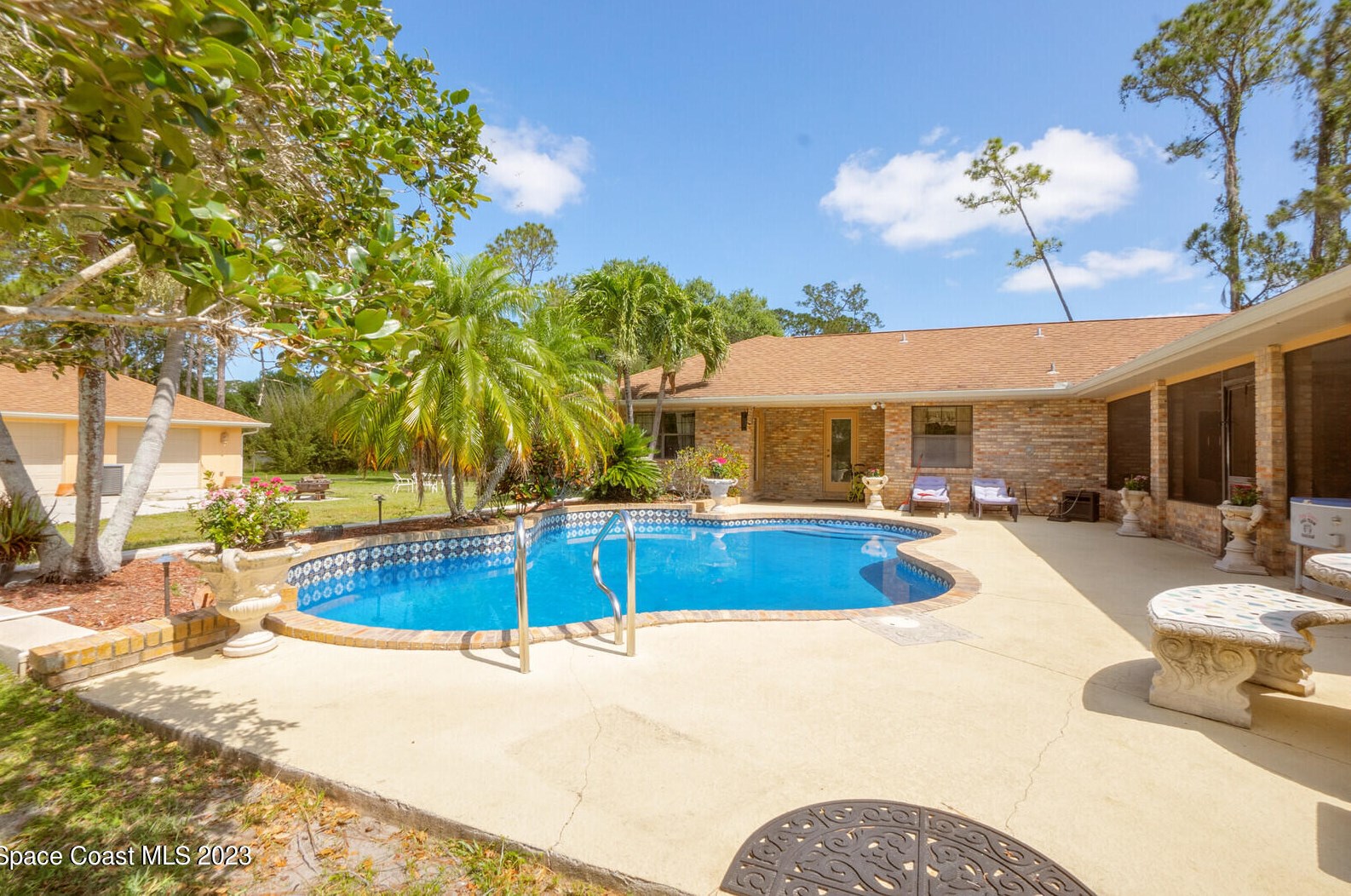 2930 Brandywine Ln, Melbourne, FL 32904-9005