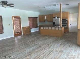 150 Elm Ave, Melbourne, FL 32937