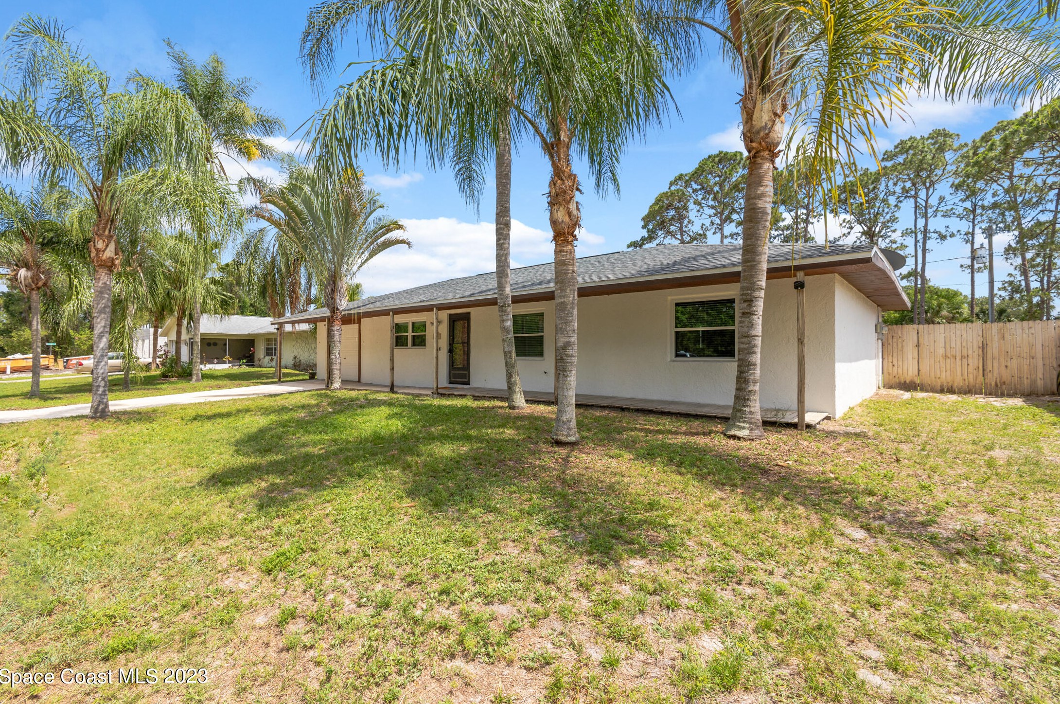 554 Collings St, Melbourne, FL 32909-4849