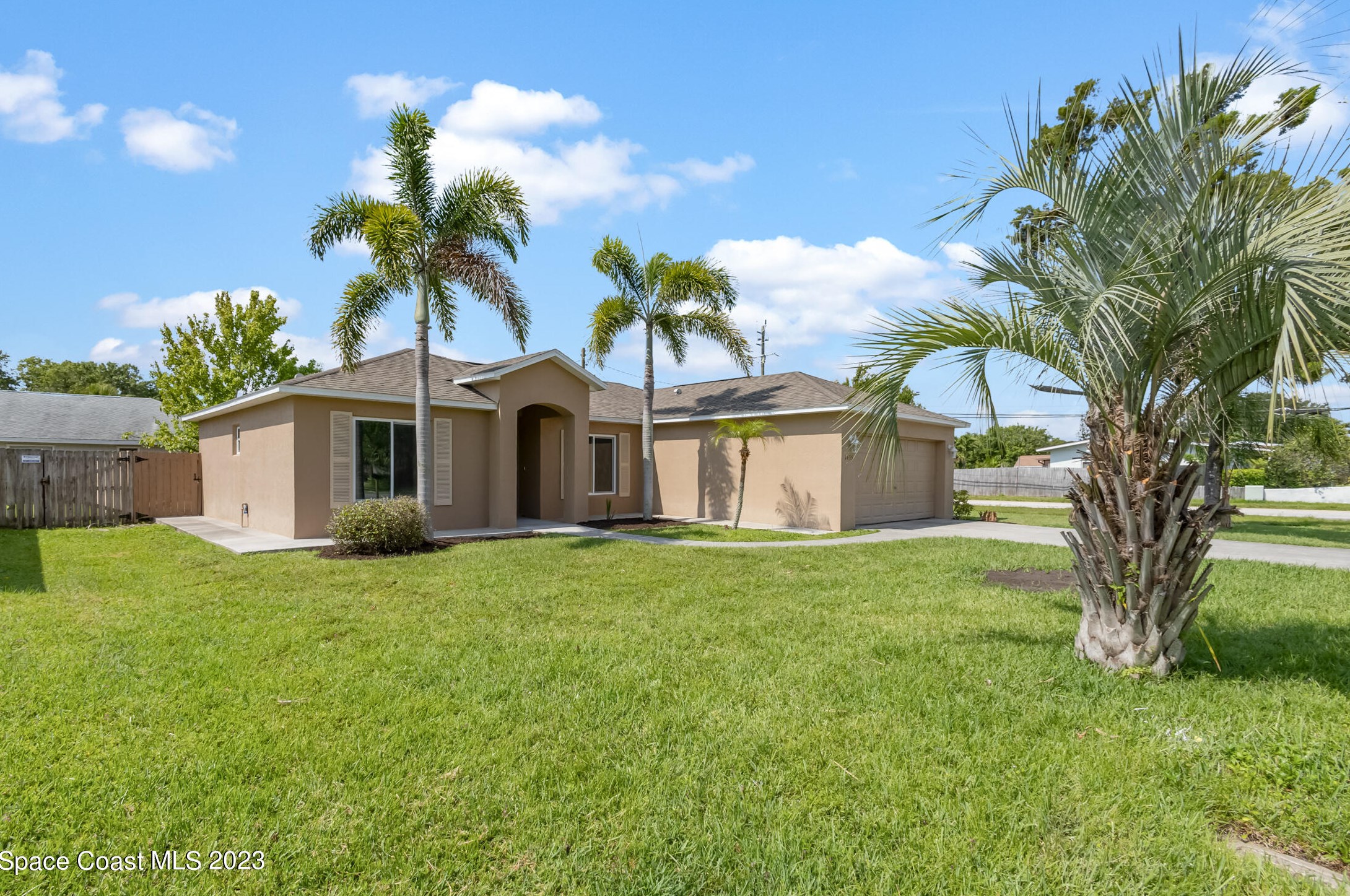 1635 Oceana Dr, Merritt Island, FL 32952