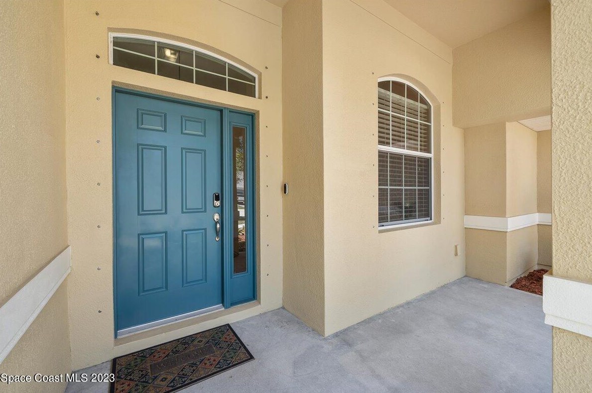 992 Coquina St, Melbourne, FL 32909-4517