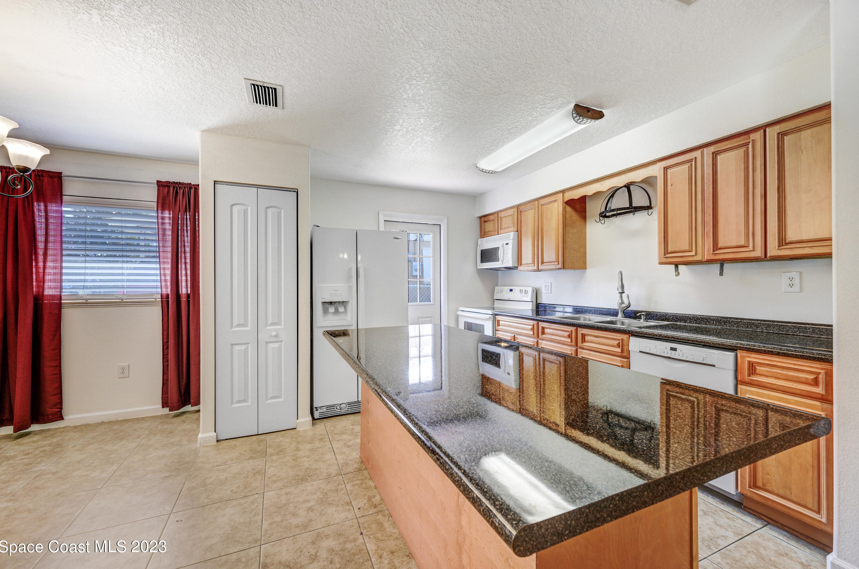 1727 Prince Charles Dr, Melbourne, FL 32935-5130