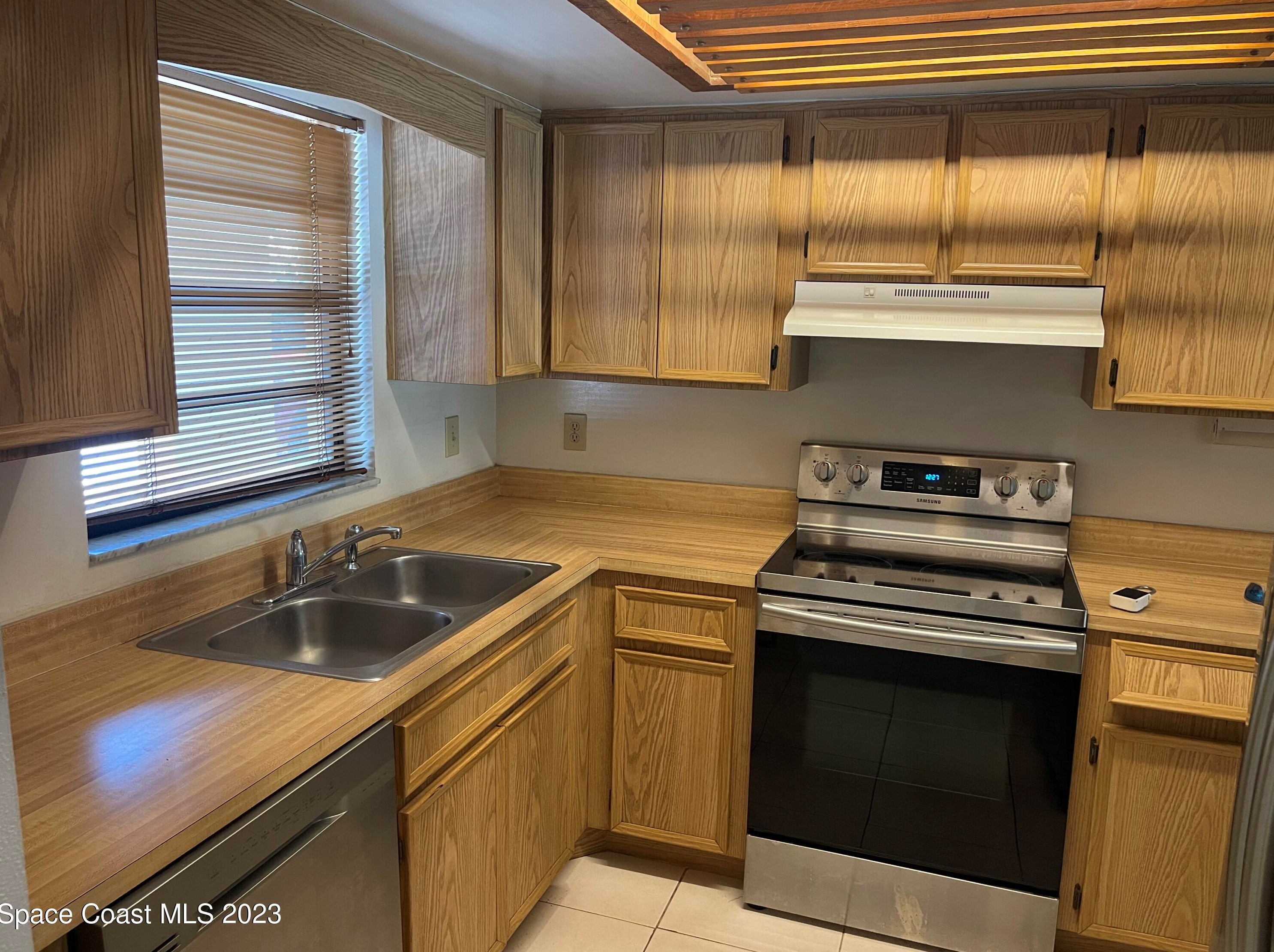 205 Palmetto Ave #203, Merritt Island, FL 32953
