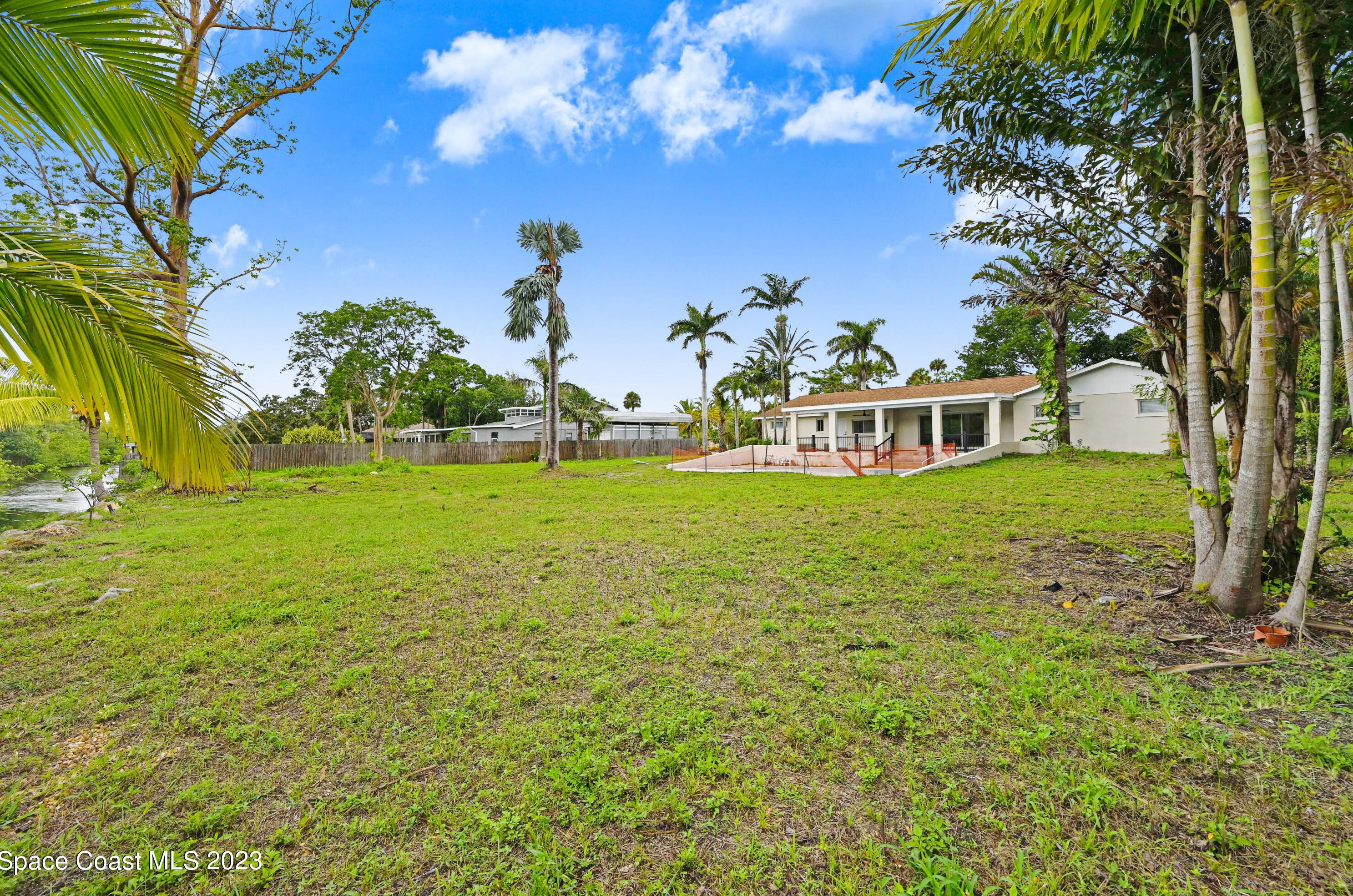 925 Meadow Lark Ln, Merritt Island FL  32953-7854 exterior