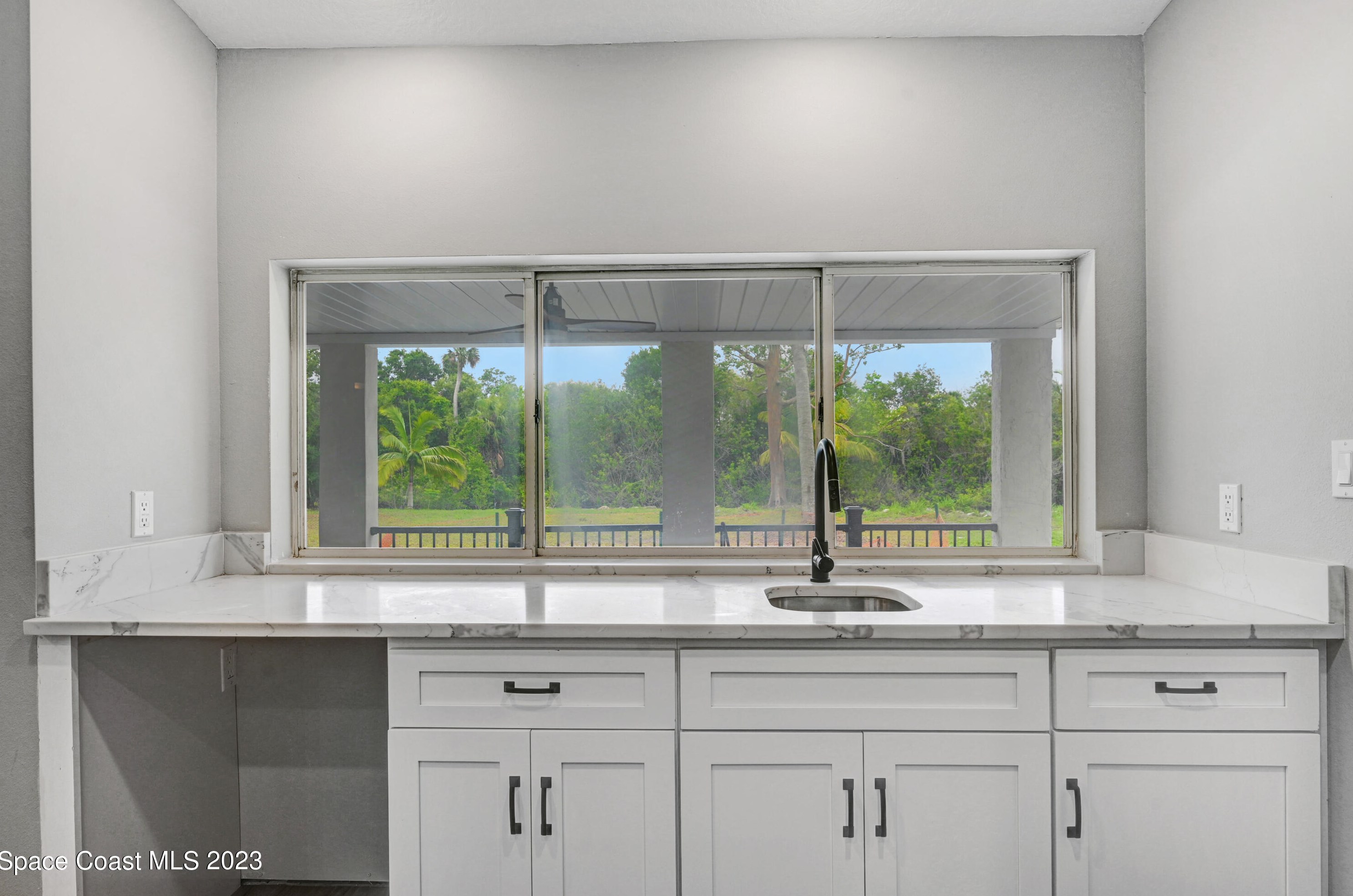 925 Meadow Lark Ln, Merritt Island FL  32953-7854 exterior