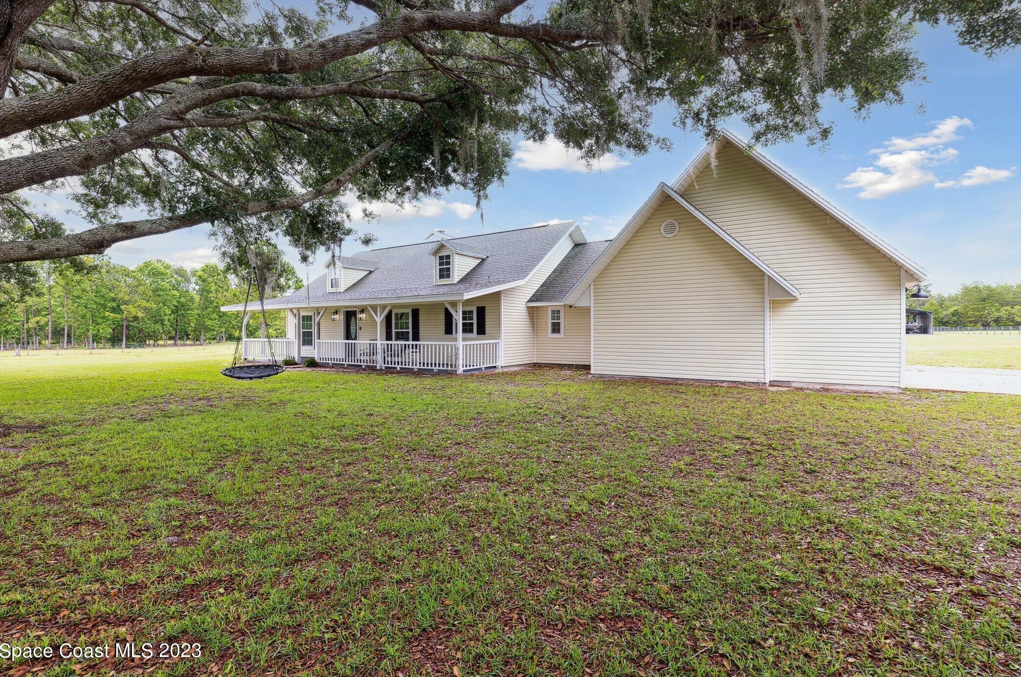 3755 Kloss St, Mims, FL 32754