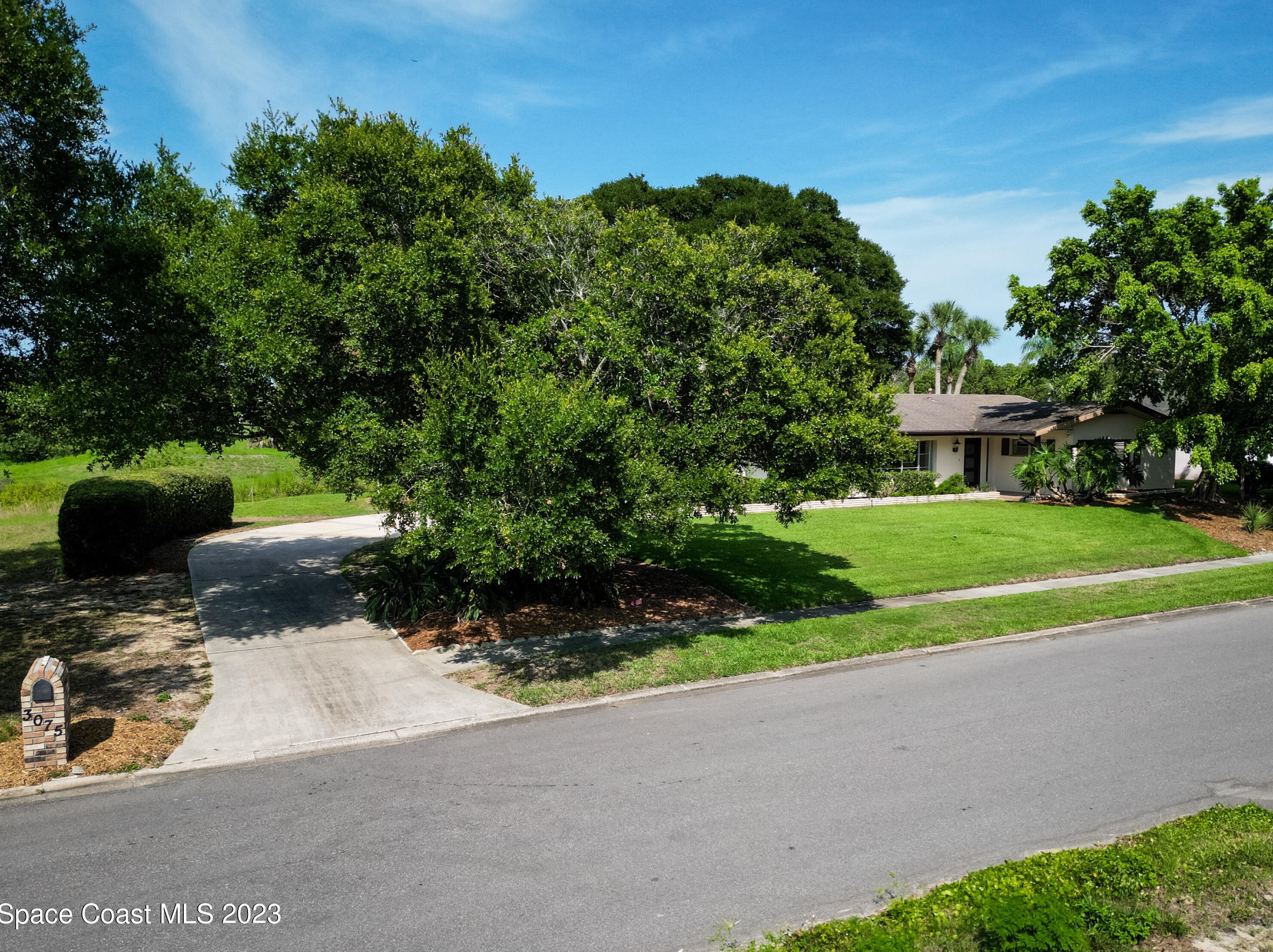 3075 Saunders Pl, Titusville, FL 32780